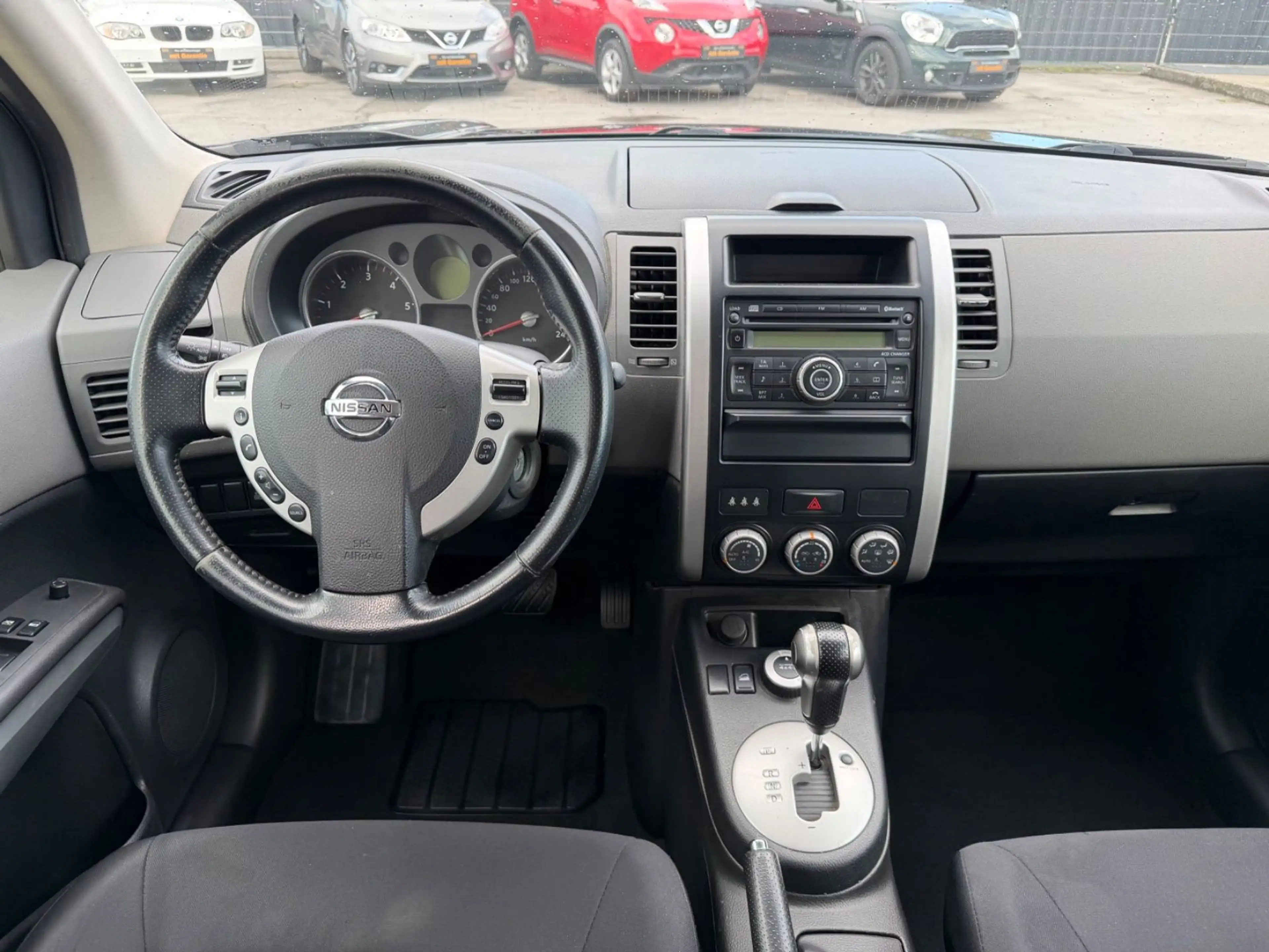 Nissan X-Trail SE 4X4*TÜV NEU*AUTOMATIK*AHK*KLIMA*AHK* — photo 14