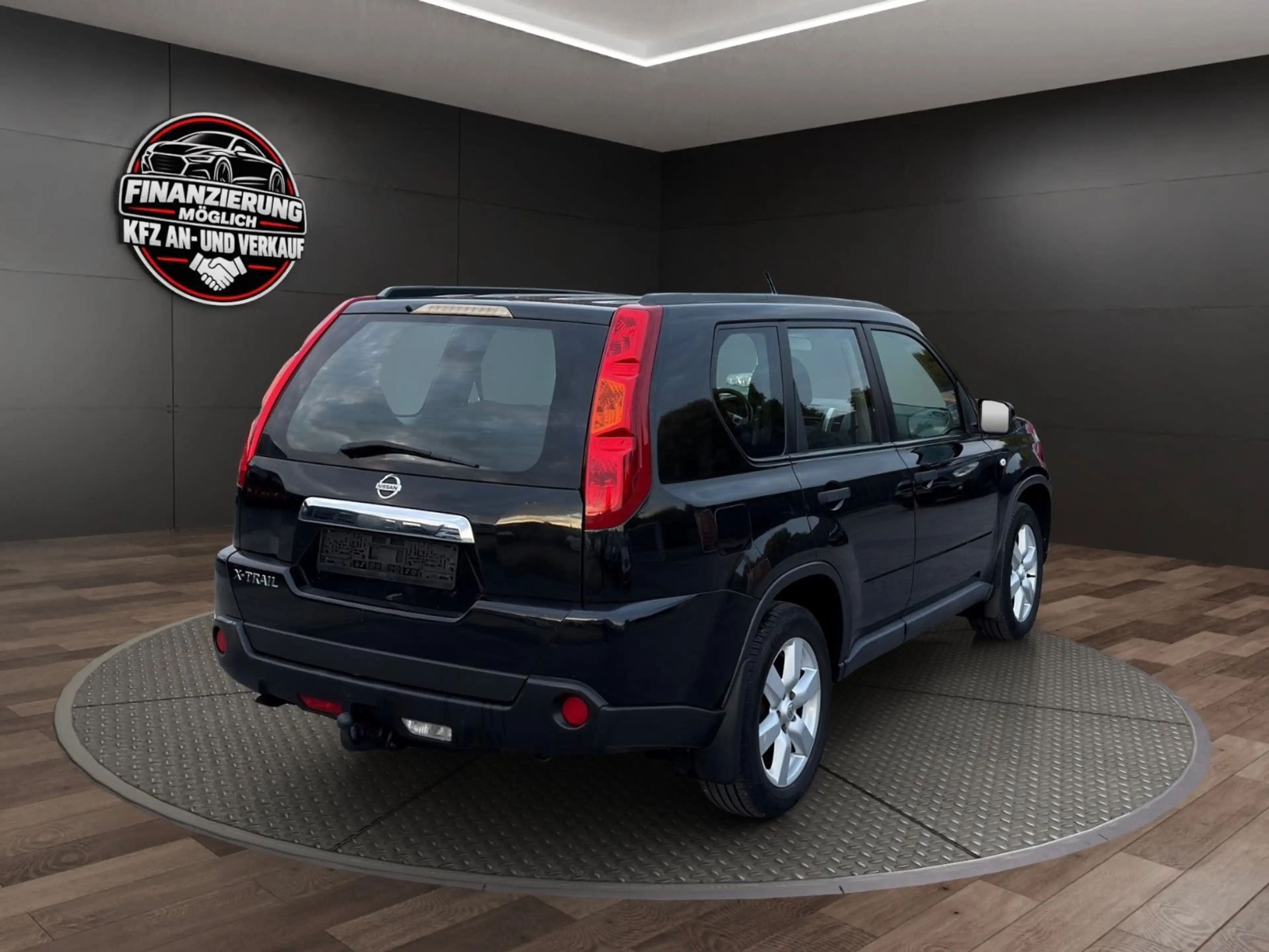 Nissan X-Trail SE 4X4*TÜV NEU*AUTOMATIK*AHK*KLIMA*AHK* — photo 4