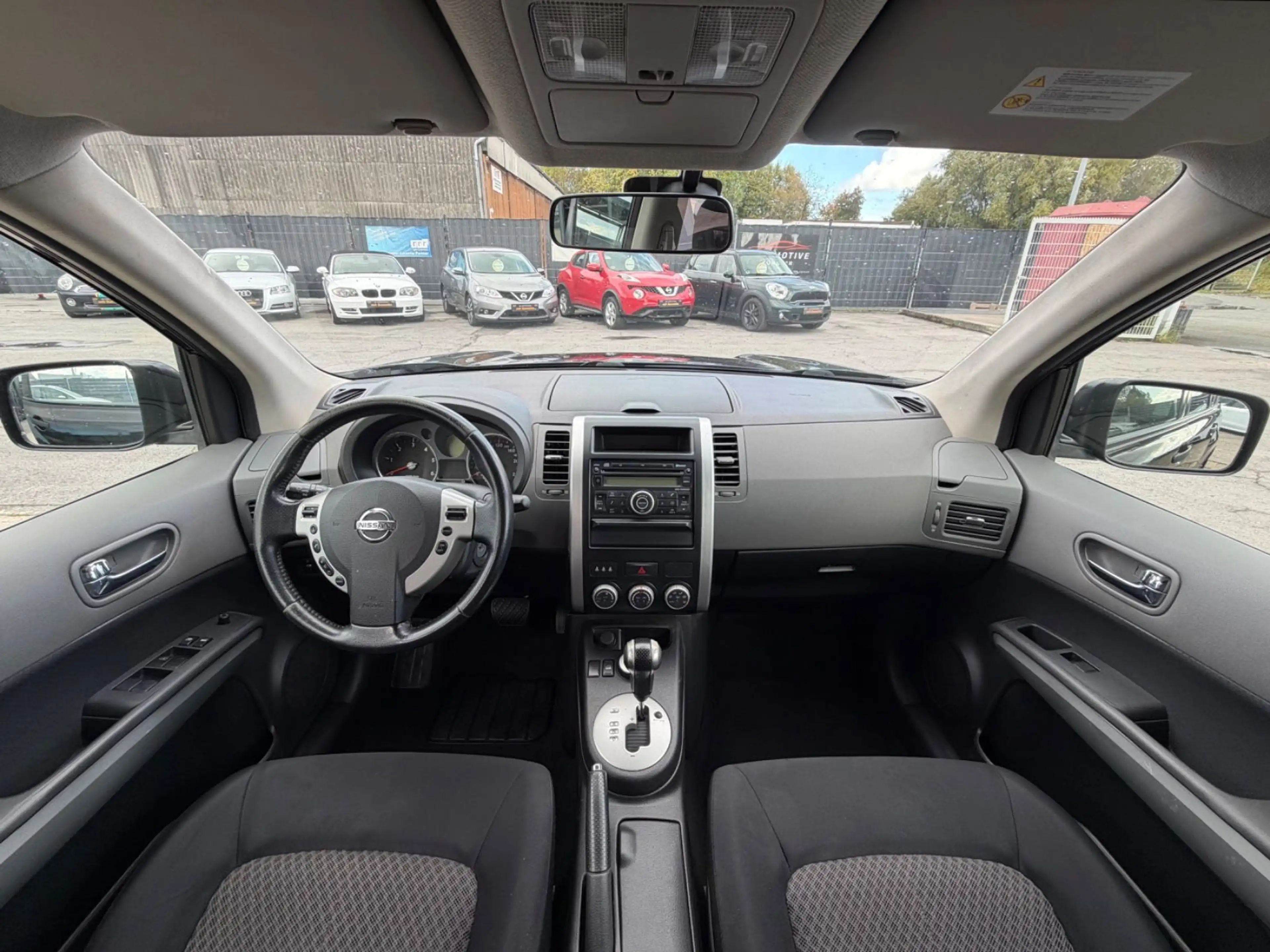 Nissan X-Trail SE 4X4*TÜV NEU*AUTOMATIK*AHK*KLIMA*AHK* — photo 12