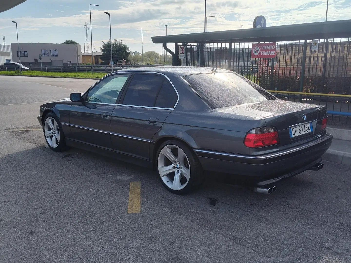 BMW 735 735i c/abs auto cat. - 2