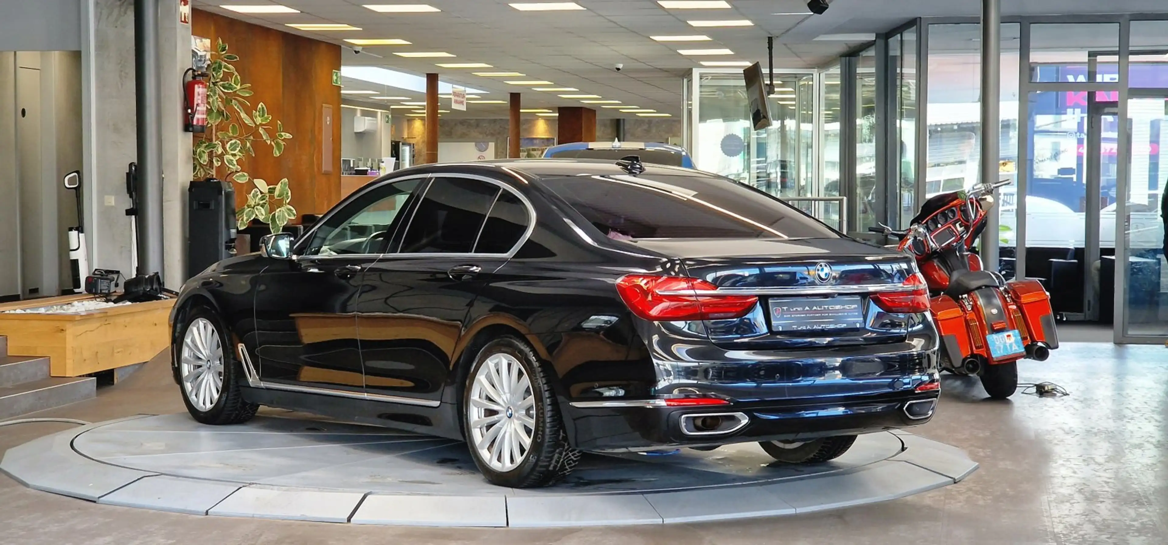 BMW 740 d xDrive G11 Aut. *Soft-Close*Head-up*360°*Luftfed — photo 7