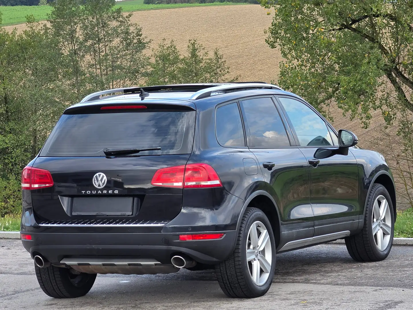 Volkswagen Touareg V6 TDI BMT Automatik* Panoramadach* Beige Leder* Navi* Schwarz - 2