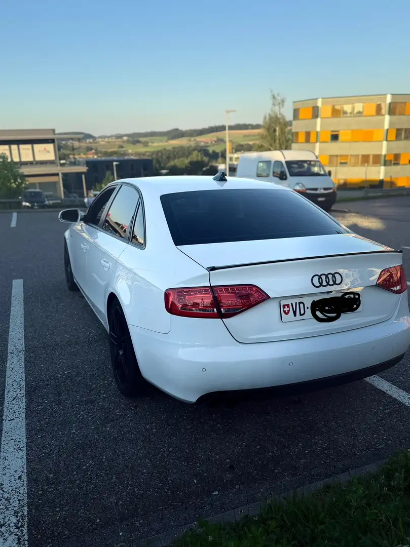 Audi A4 Avant 1.8 TFSI 160 S-Line - 2