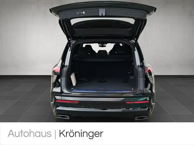 Audi Q7 view 20