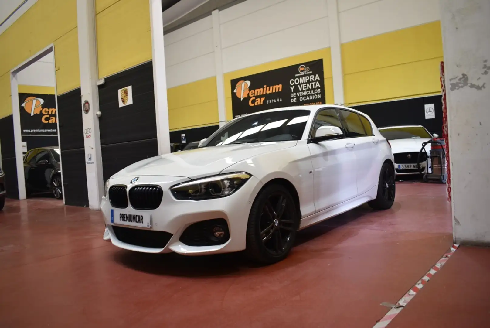 BMW 116 116dA Bianco - 1