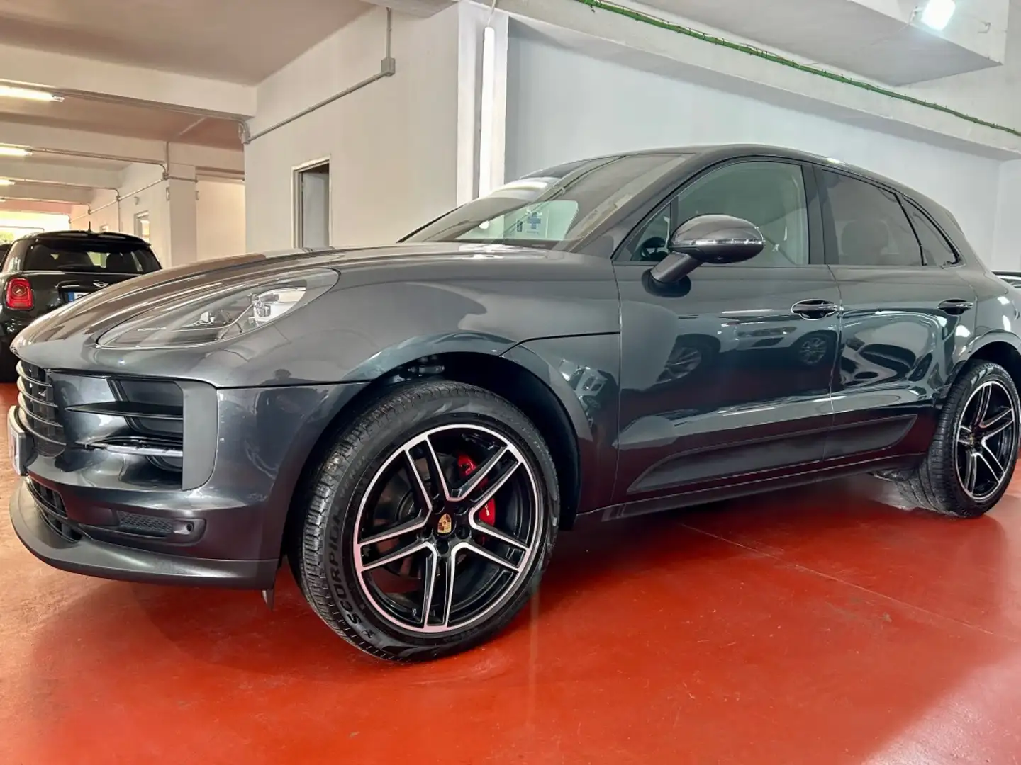 Porsche Macan Aut. Negro - 2