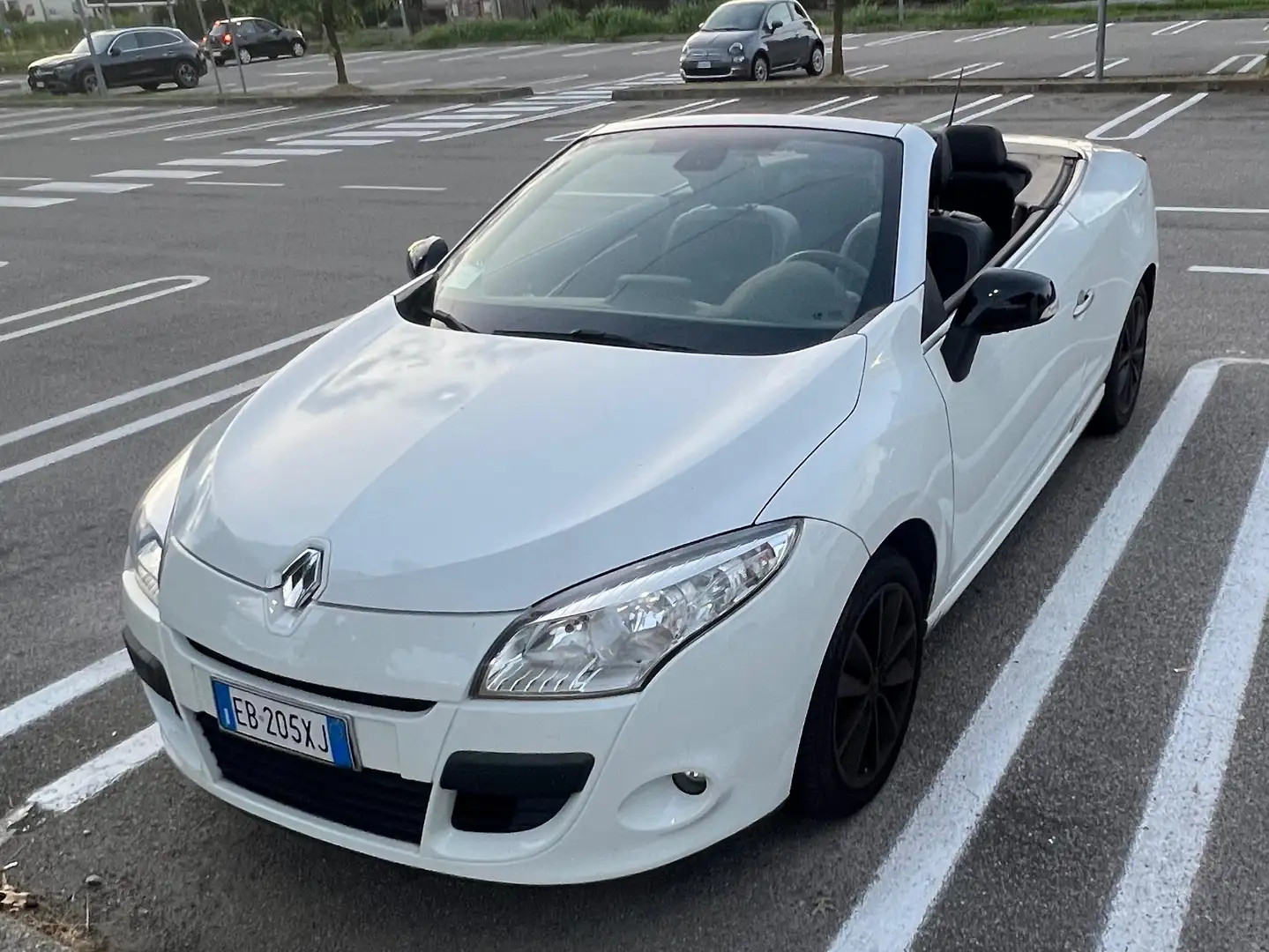 Renault Megane Megane III 2008 CC CC 1.9 dci Luxe 130cv Biały - 1