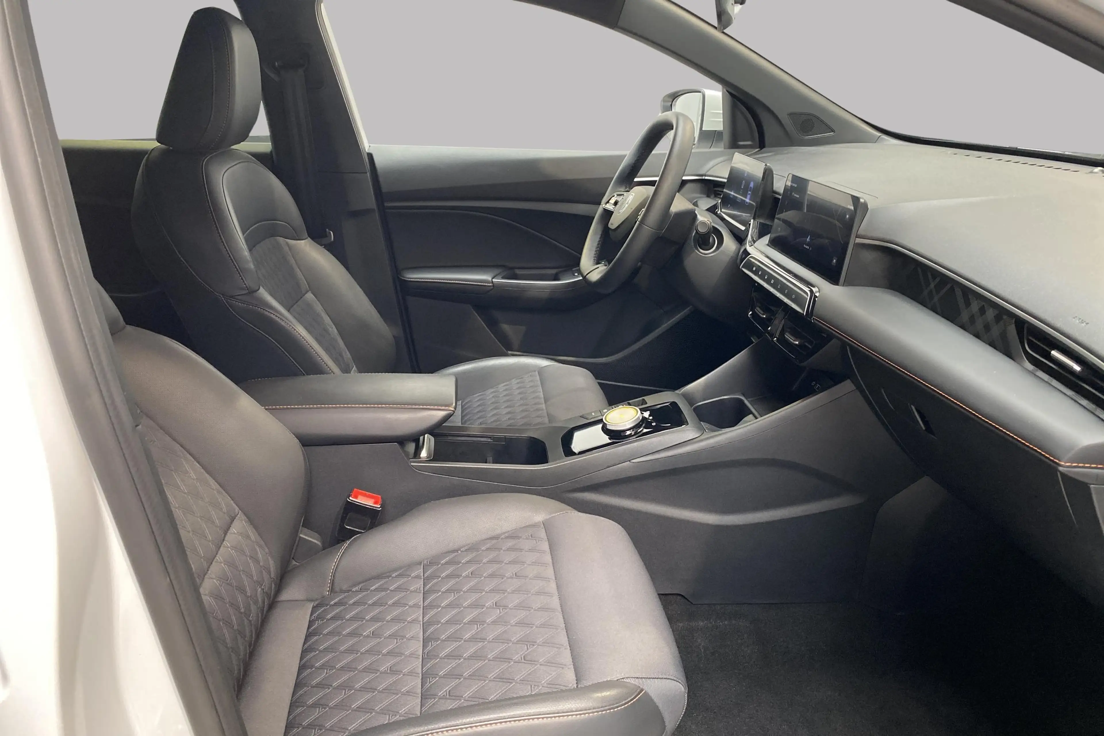 MG MG3 HYBRID+ LUXURY - 194 PK — photo 8