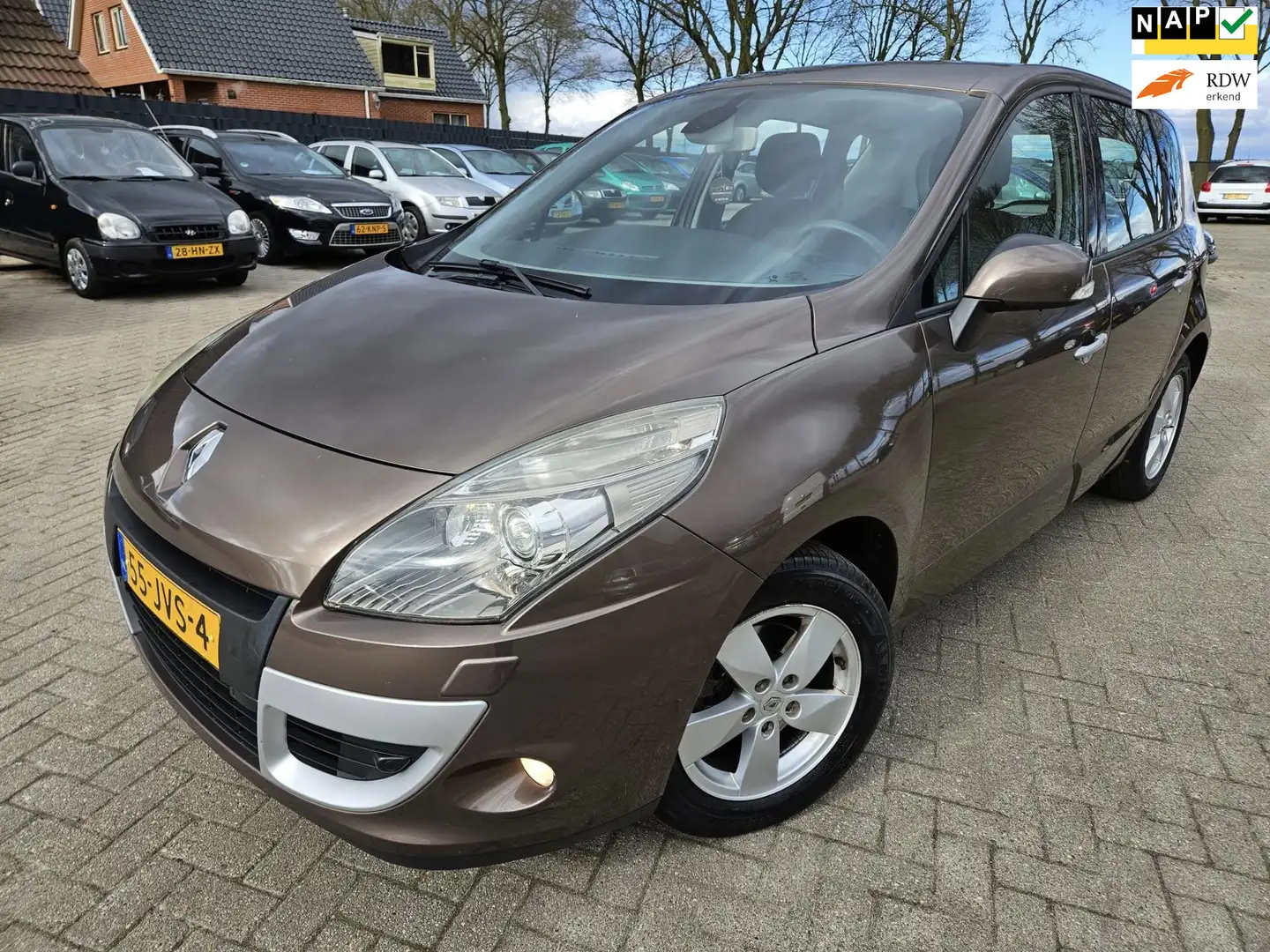 Renault Scenic 1.4 TCE Dynamique. 2009. Climate/Cruise/Navi/Xenon Braun - 1