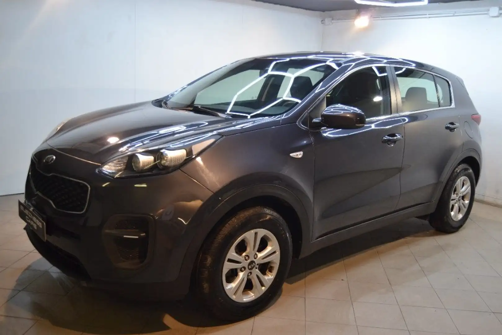 Kia Sportage 1.6 CRDI 115 CV 2WD Business Class Gris - 1