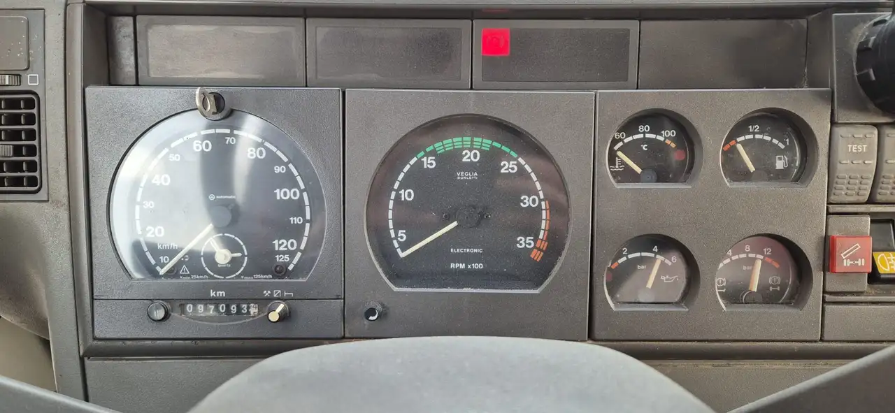 Iveco 100E15 K 3 1 CTG N2, foto 2