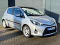 Toyota Yaris 1.5 Full Hybrid Dynamic|CAMERA|PANO|AIRCO|CRUISE Grijs - thumbnail 8