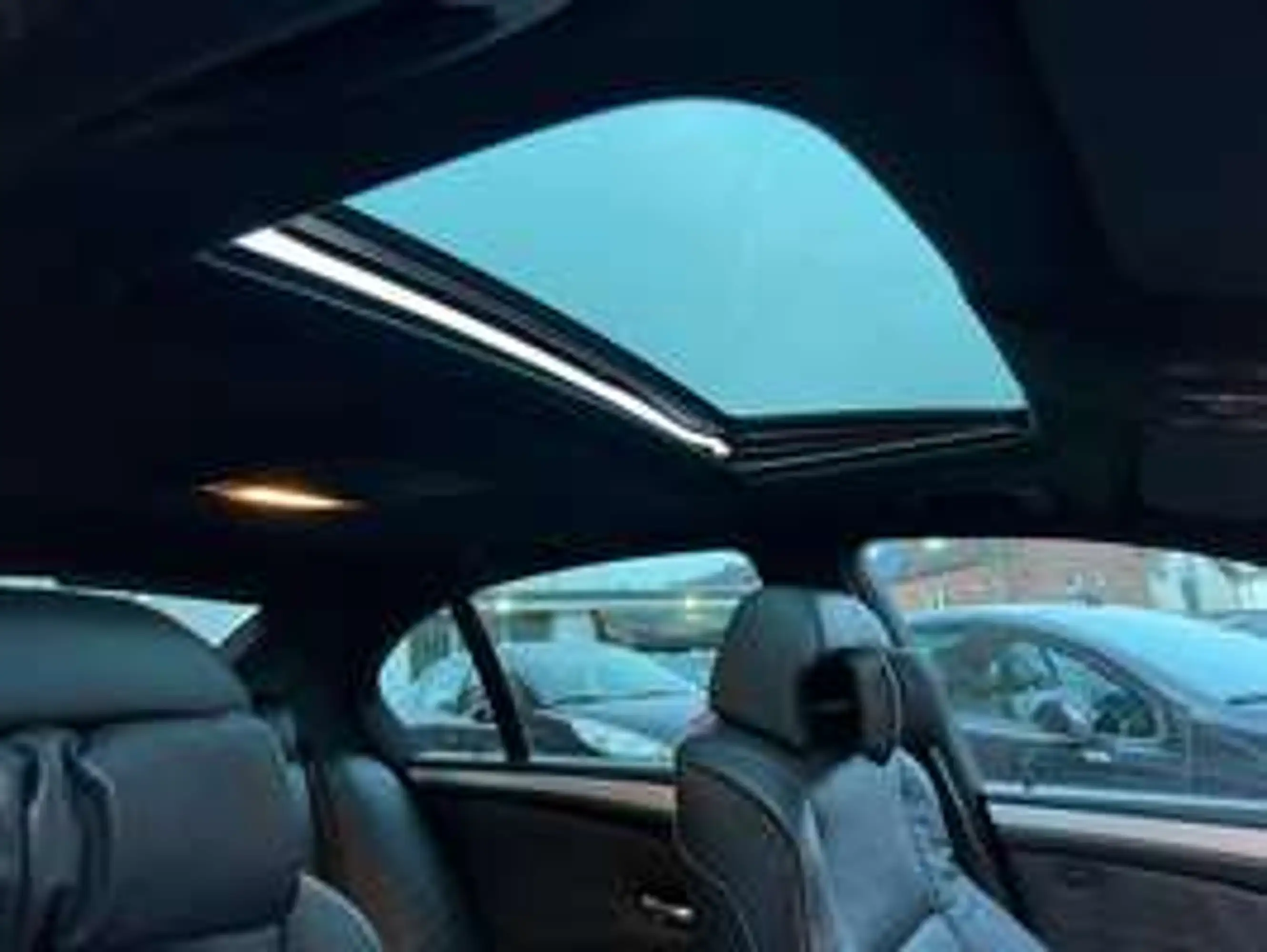 BMW 530 d M-SPORT Sportautomatik *HUD/LEDER/NAV/XEN* — photo 15