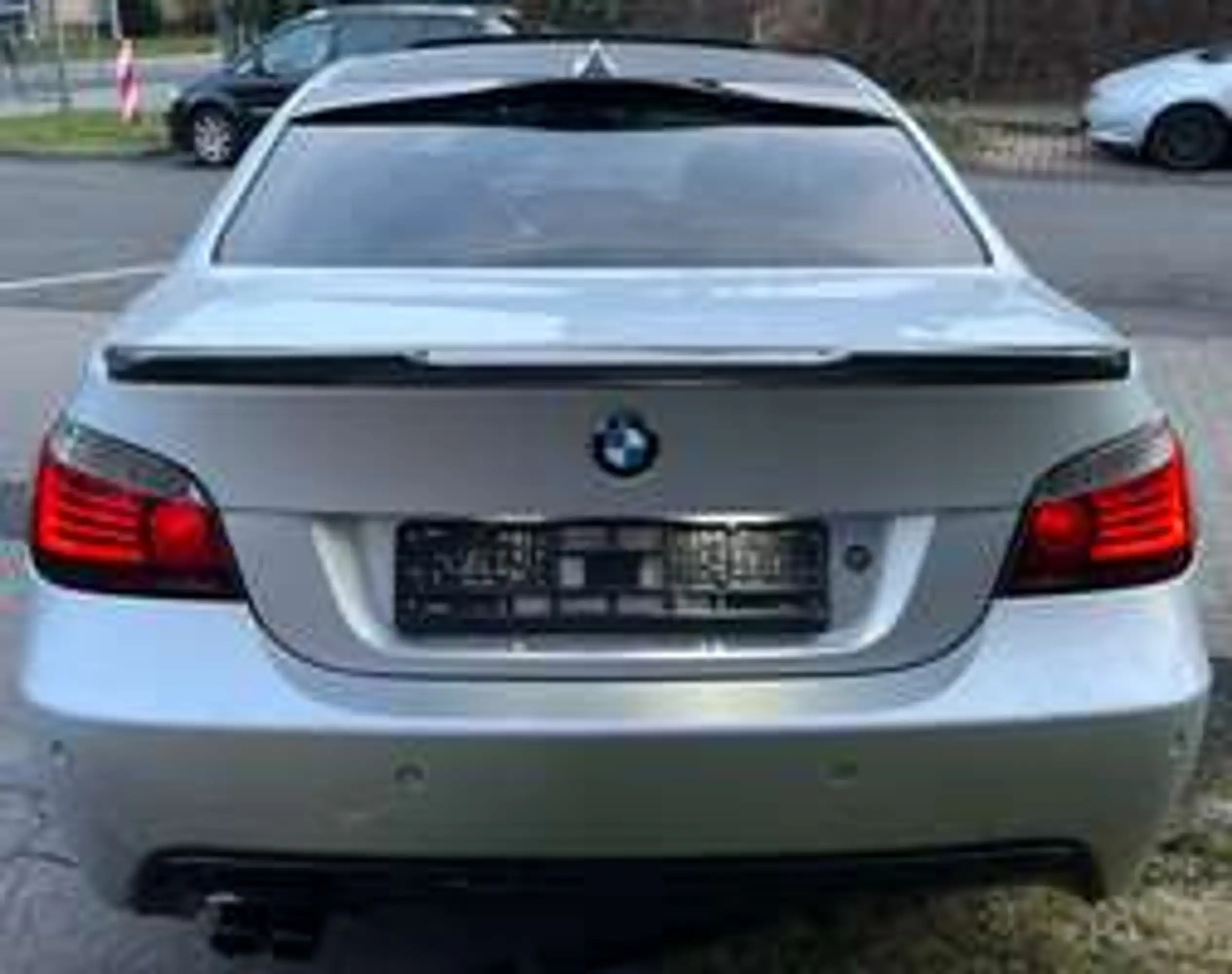 BMW 530 d M-SPORT Sportautomatik *HUD/LEDER/NAV/XEN* — photo 5