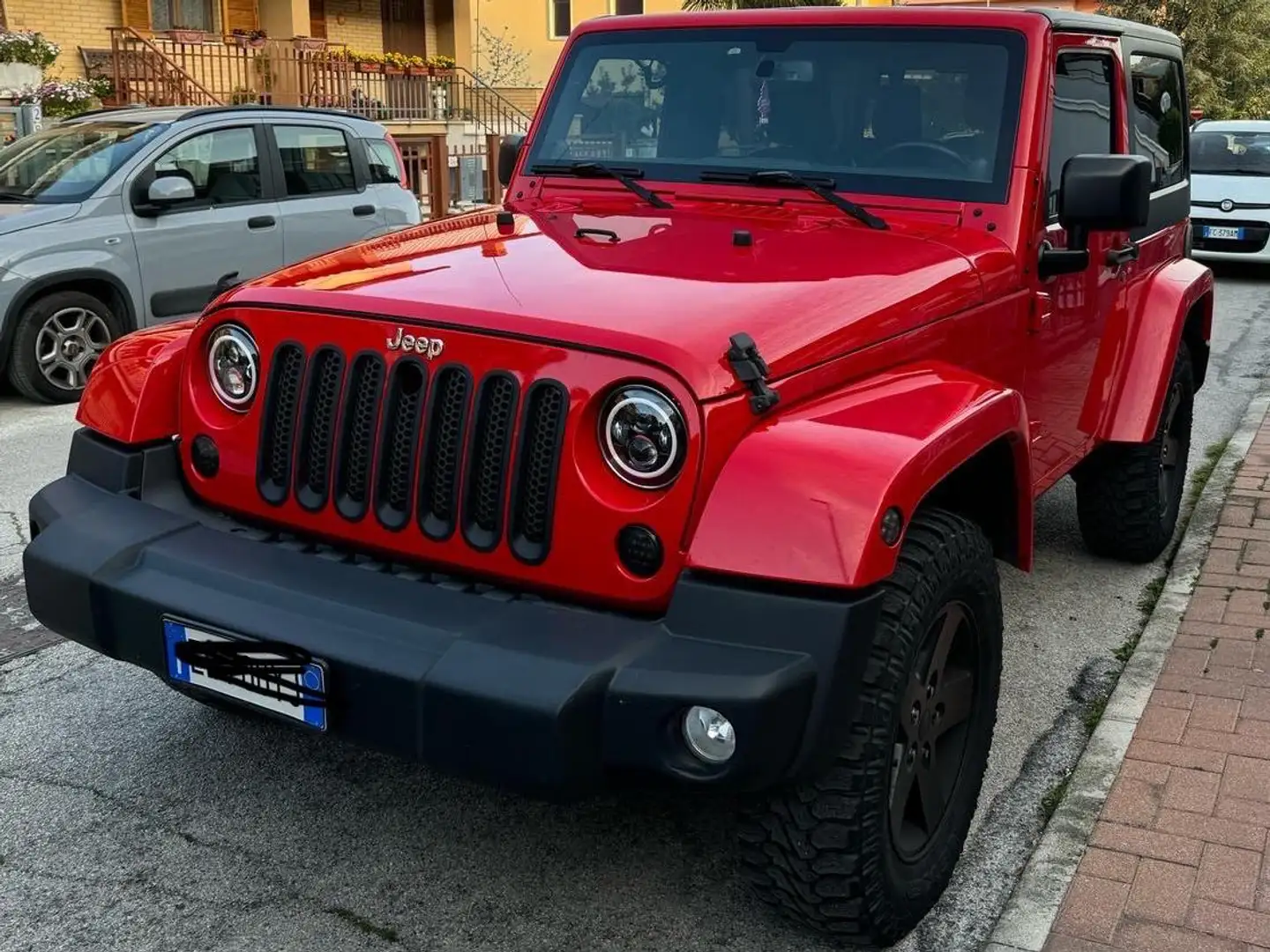 Jeep Wrangler Wrangler III 2011 2.8 crd Sahara auto E5+ Rosso - 1