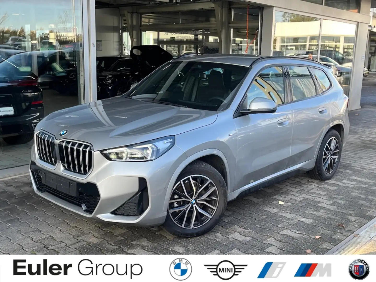 BMW X1 sDrive18iA M-Sport Sportpaket AD Navi Digitales Co - 1