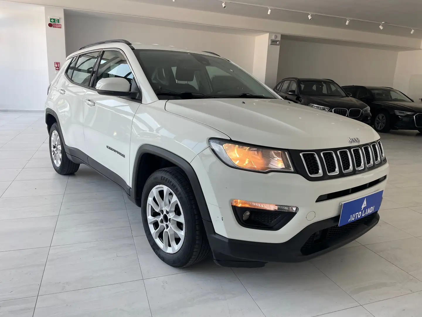 Jeep Compass Compass 1.6 mjt Business 2wd 120cv my20 Wit - 2