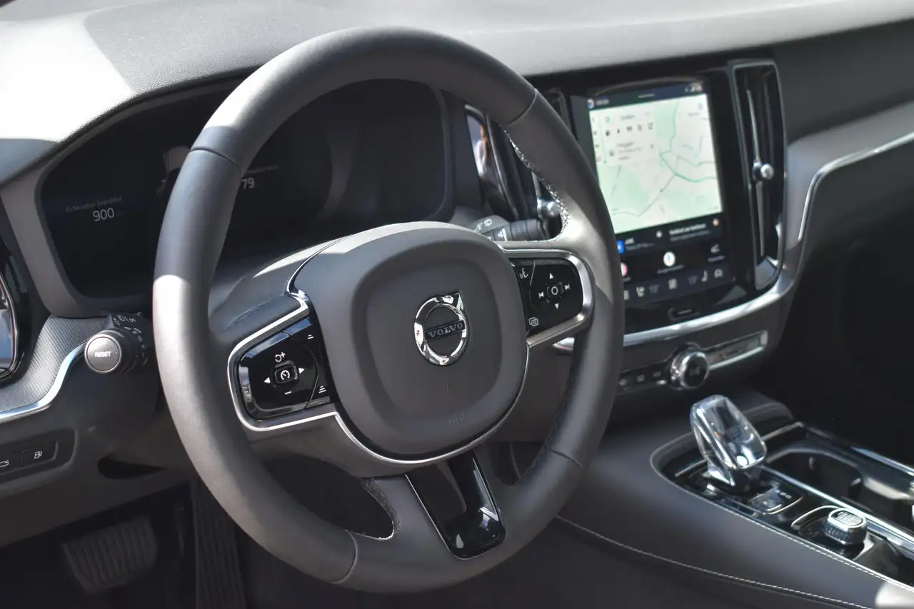 Volvo V60 2026