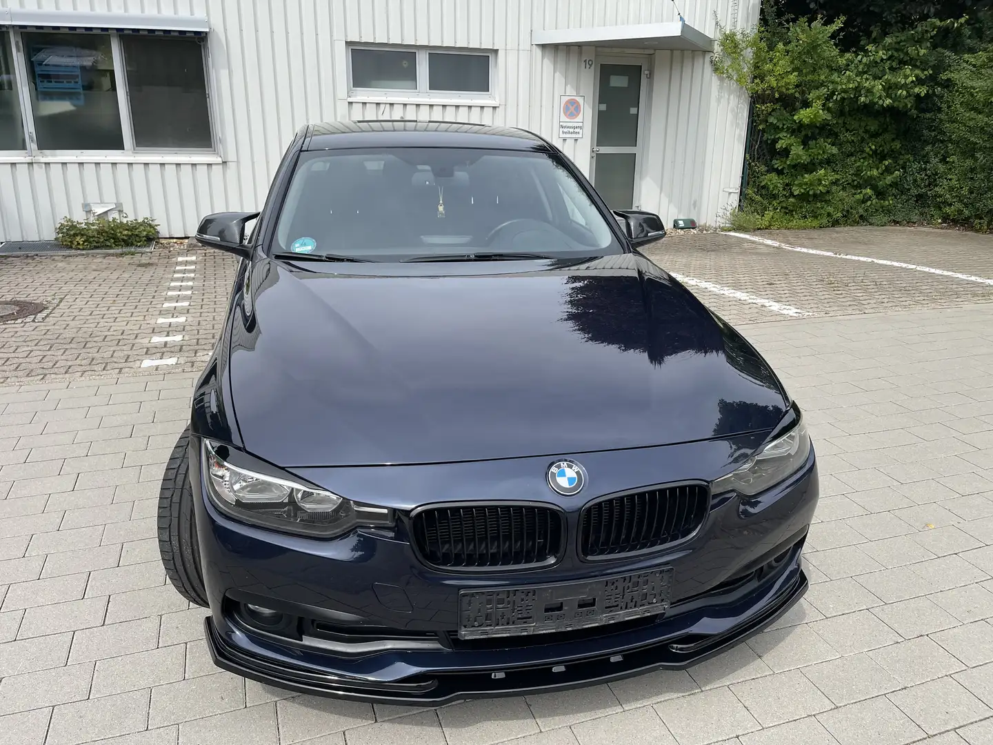 BMW 316 BMW 316d M Sport Blau - 1