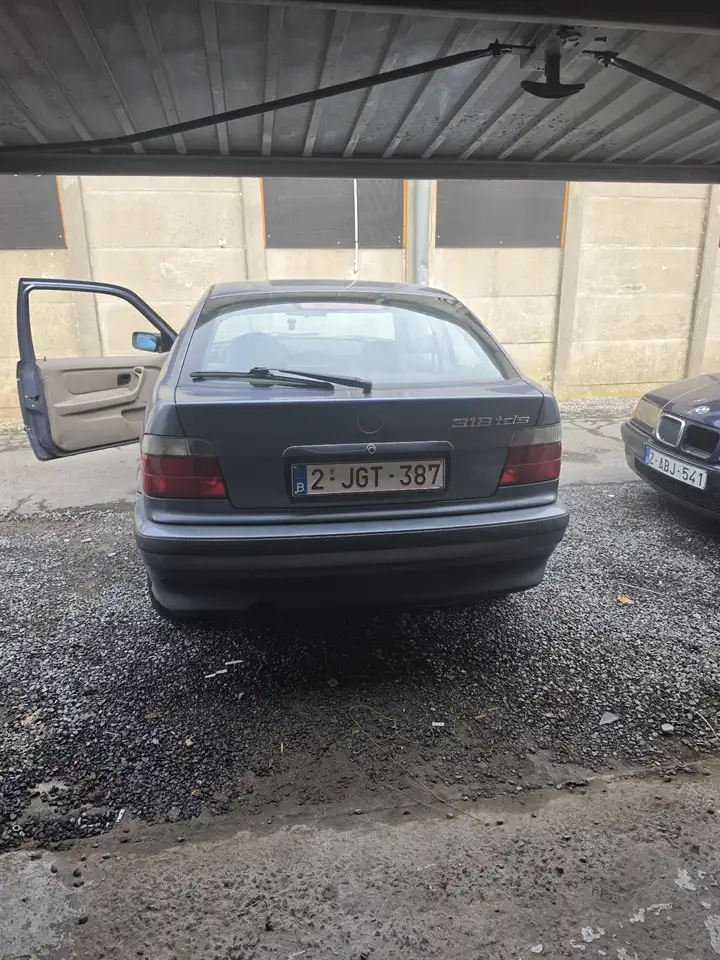 BMW 318 tds, foto 4