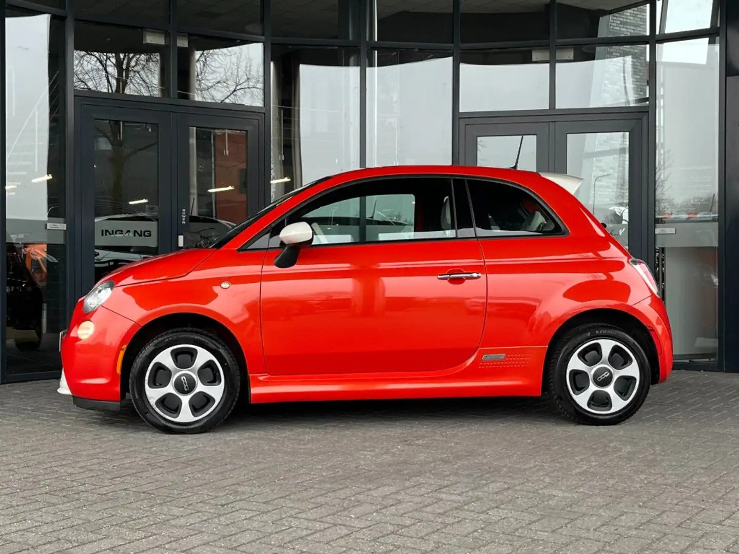 Fiat 500e E 24KWH CALIFORNIA - LEDER Rot - 2