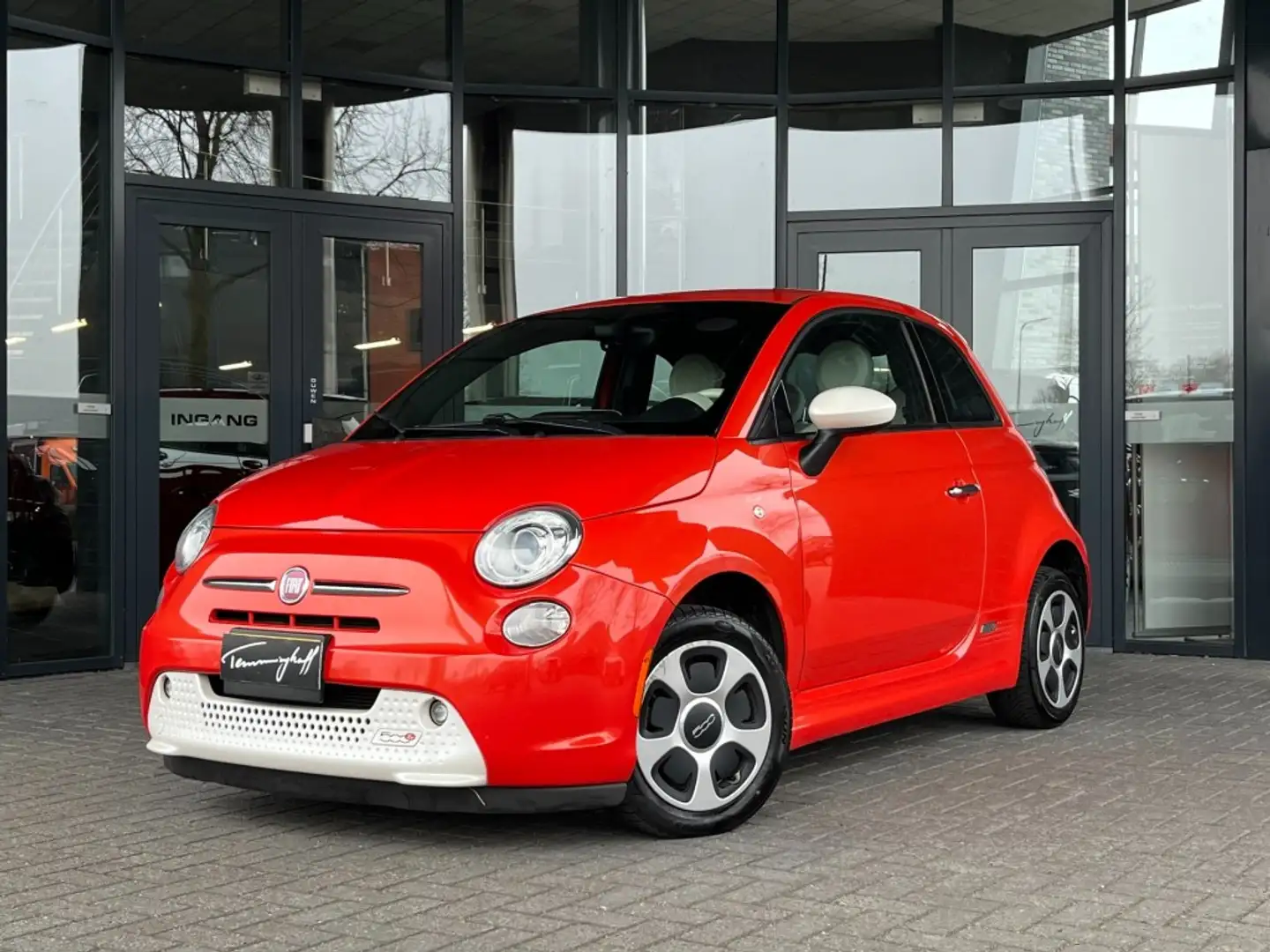 Fiat 500e E 24KWH CALIFORNIA - LEDER Rot - 1