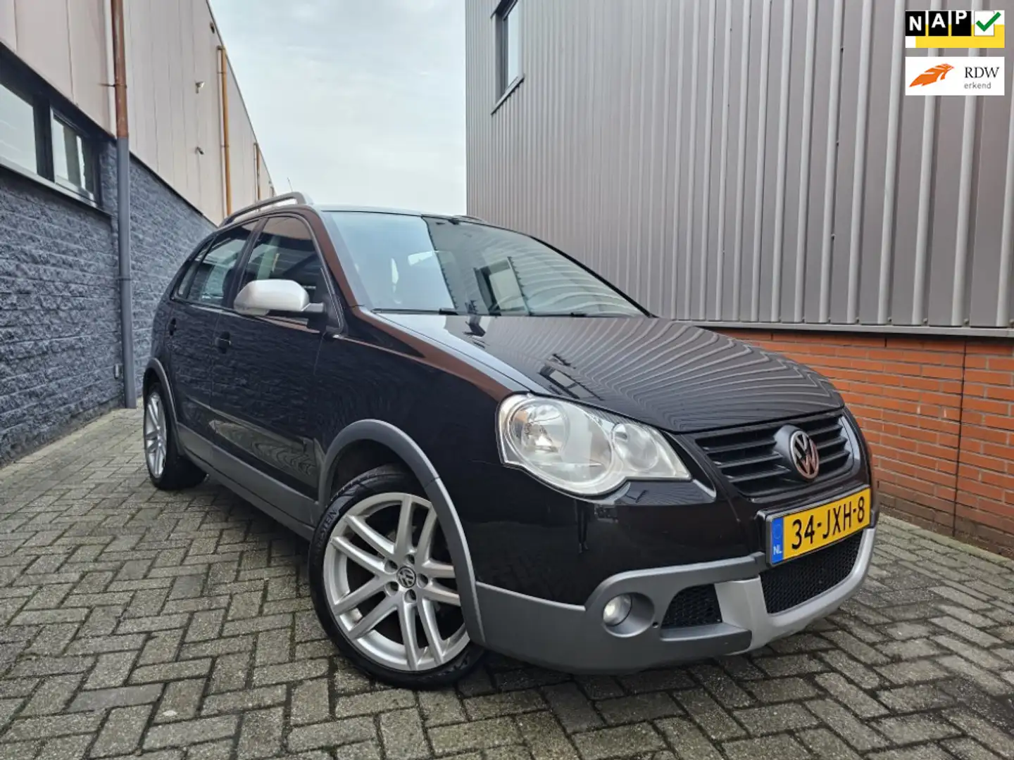 Volkswagen Polo Cross 1.4-16V Nap|Apk |Airco |Cross Polo Zwart - 1