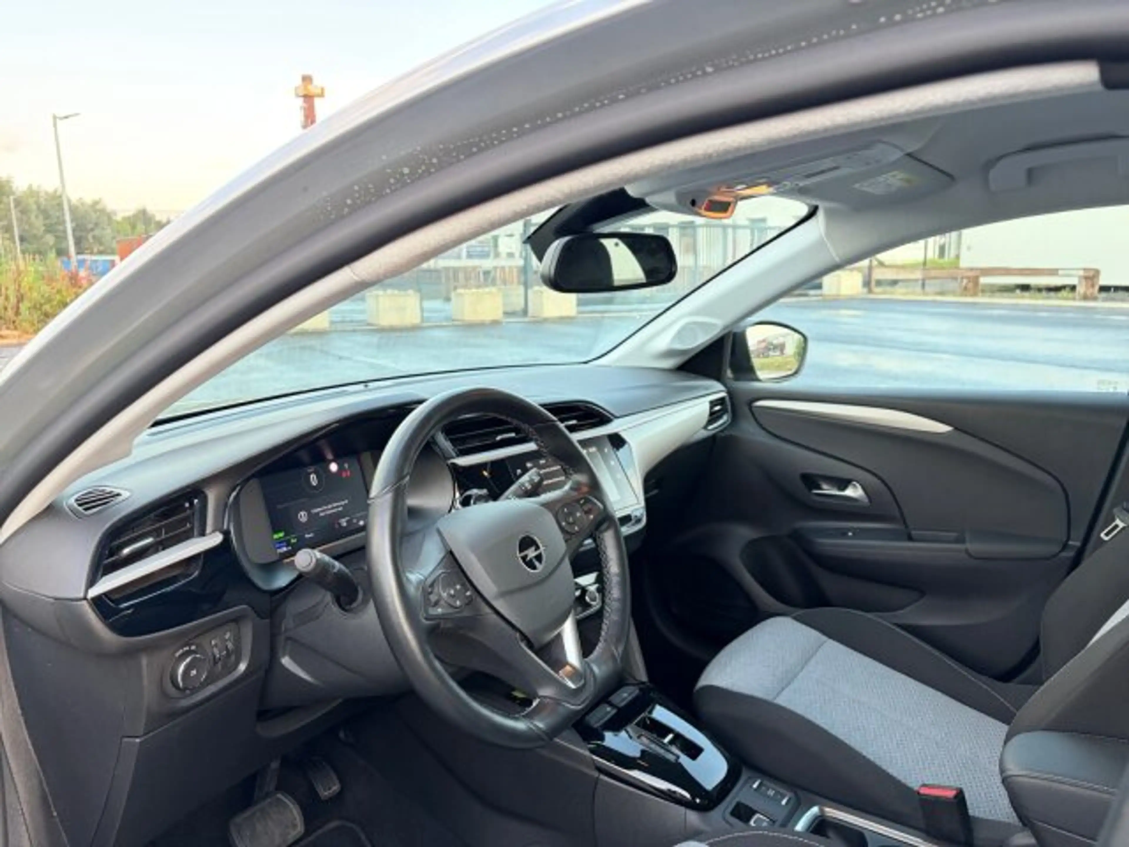 Opel Corsa-e F Edition +Sitzheizung+Einparkhilfe+Klima+LED+ — photo 7