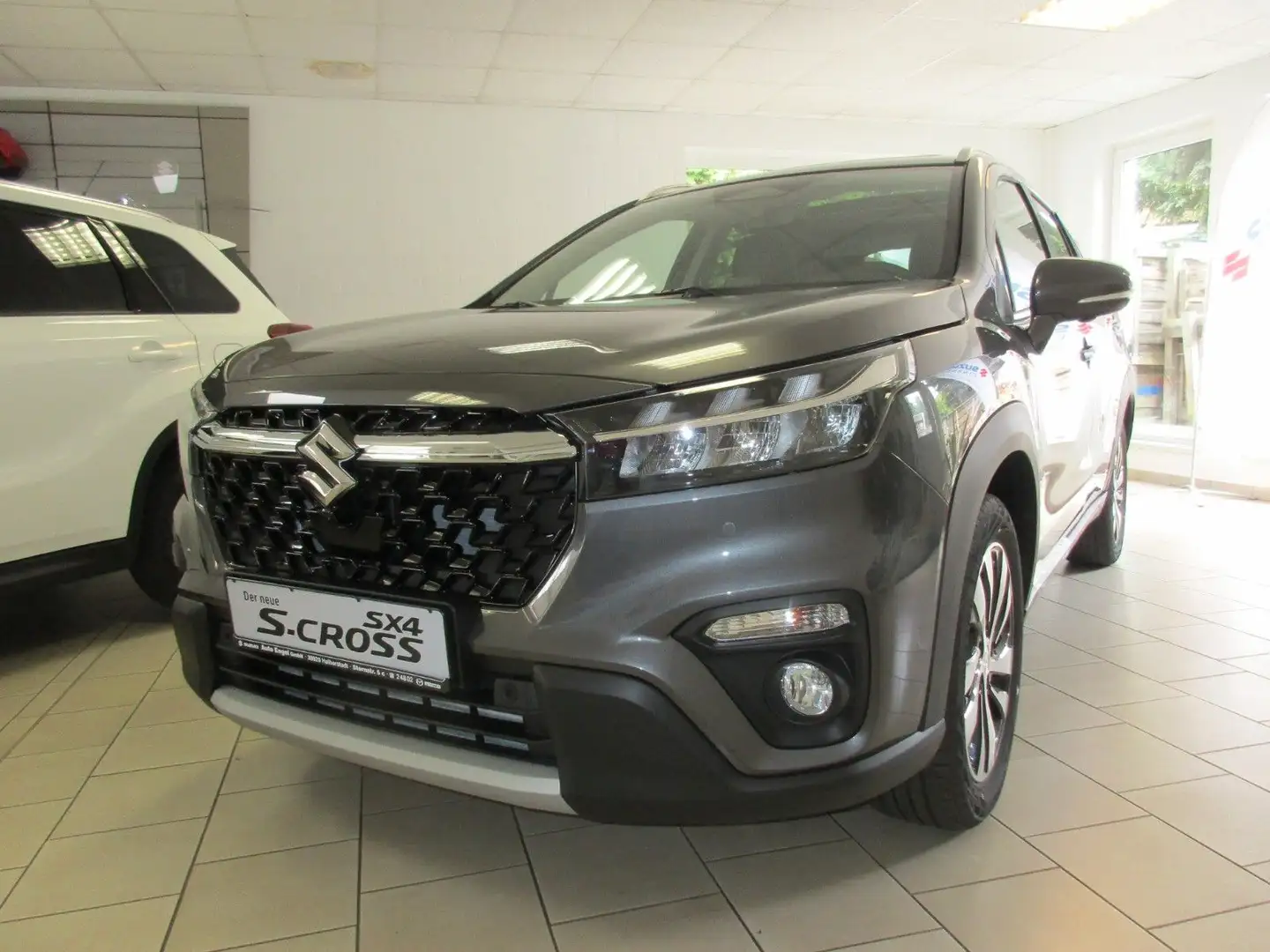 Suzuki S-Cross 1.4 Comfort+ Hybrid ALLGRIP 129 Серый - 1