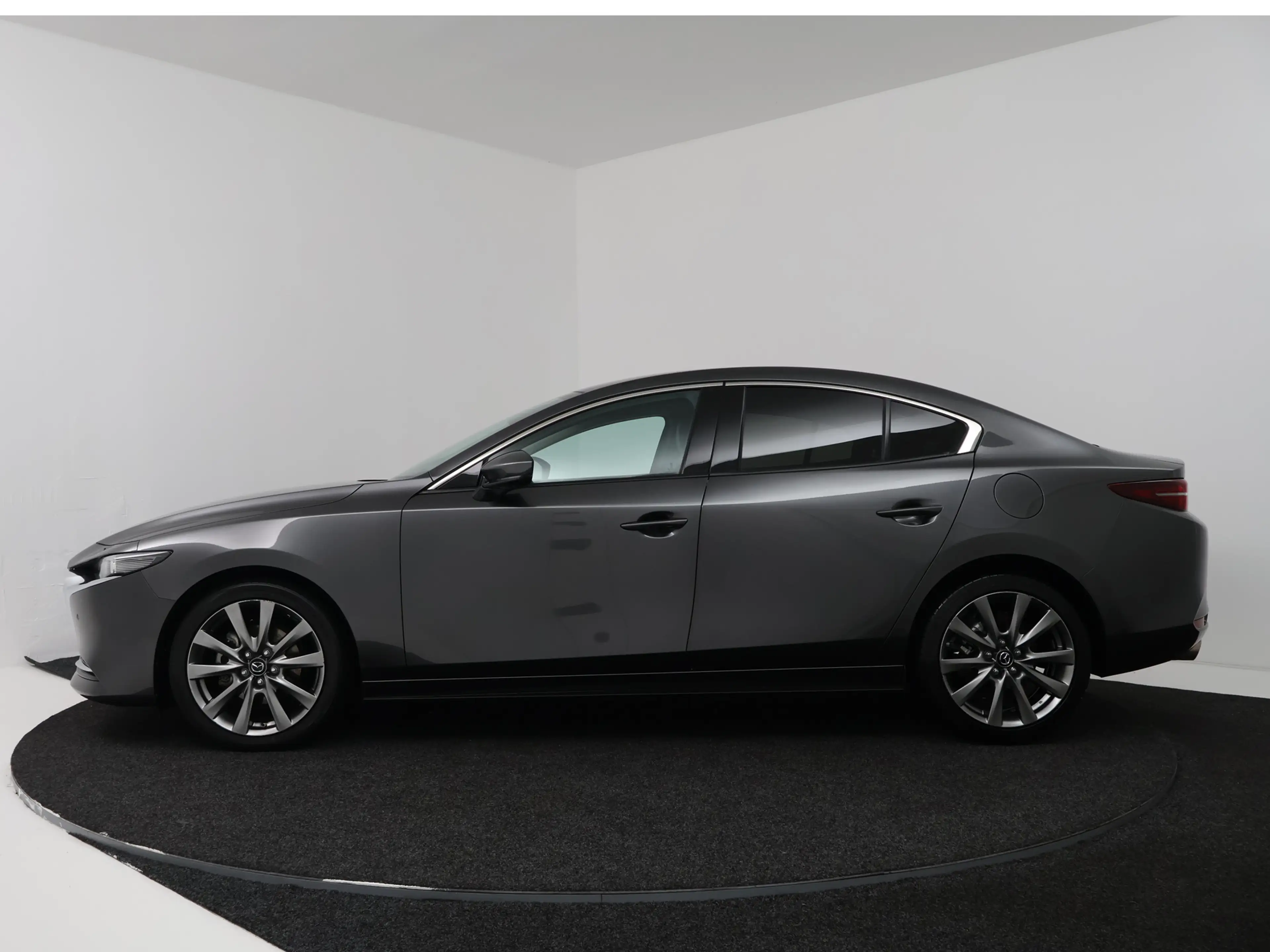Mazda 3 2.0 e-SkyActiv-X M Hybrid 186 Luxury met i-active — photo 3