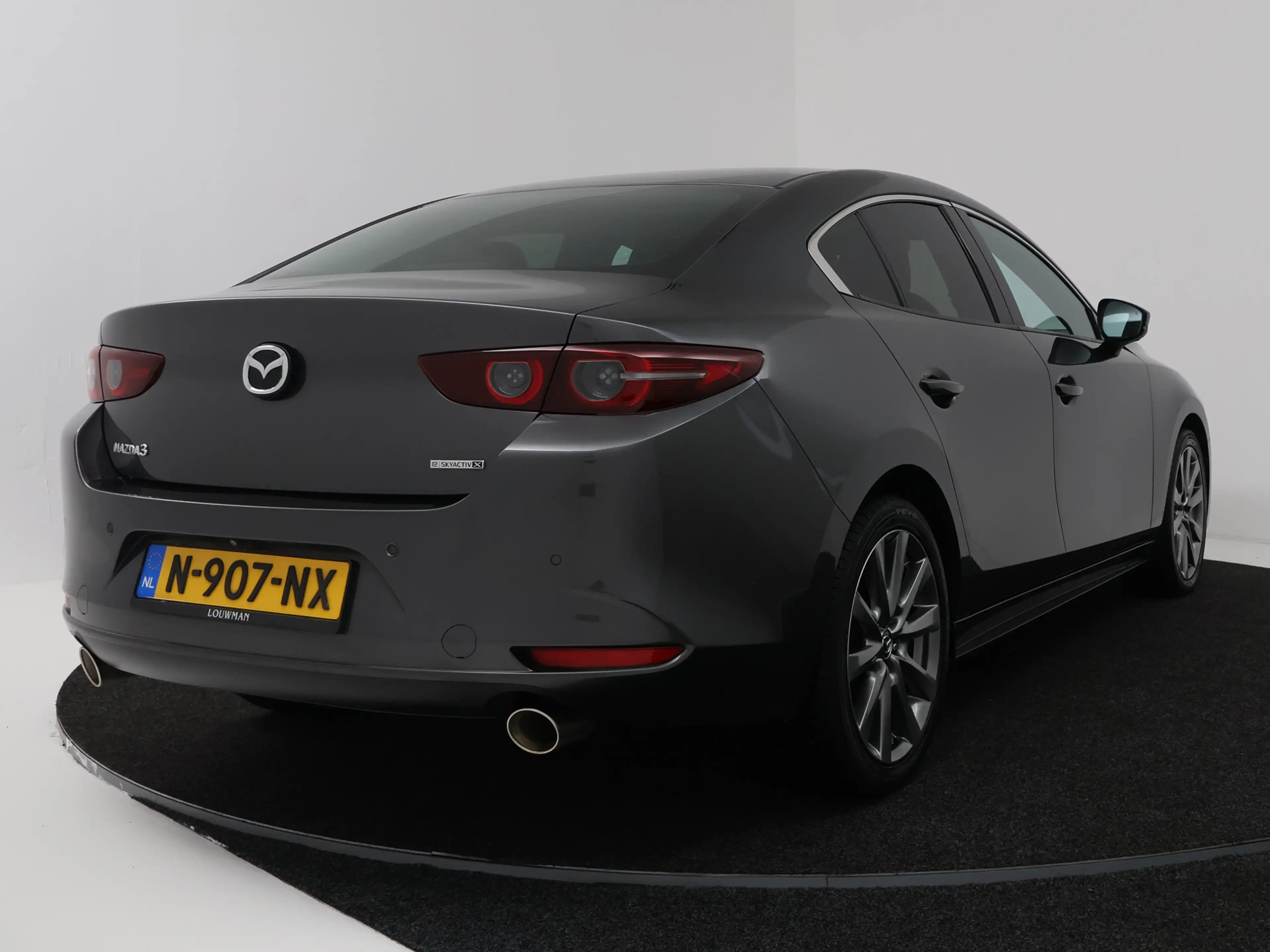Mazda 3 2.0 e-SkyActiv-X M Hybrid 186 Luxury met i-active — photo 2