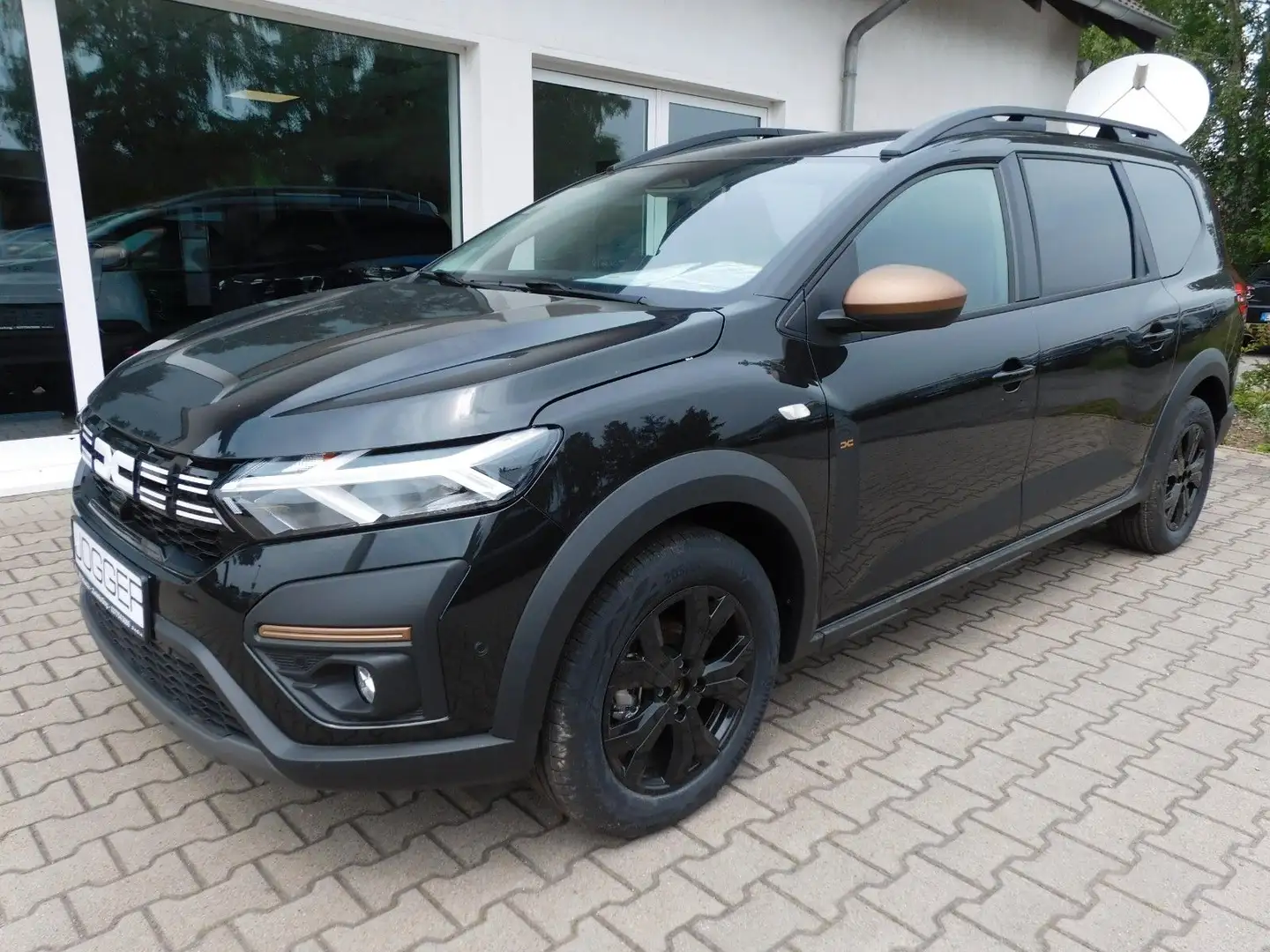Dacia Jogger Extreme+ 110 Schwarz - 1