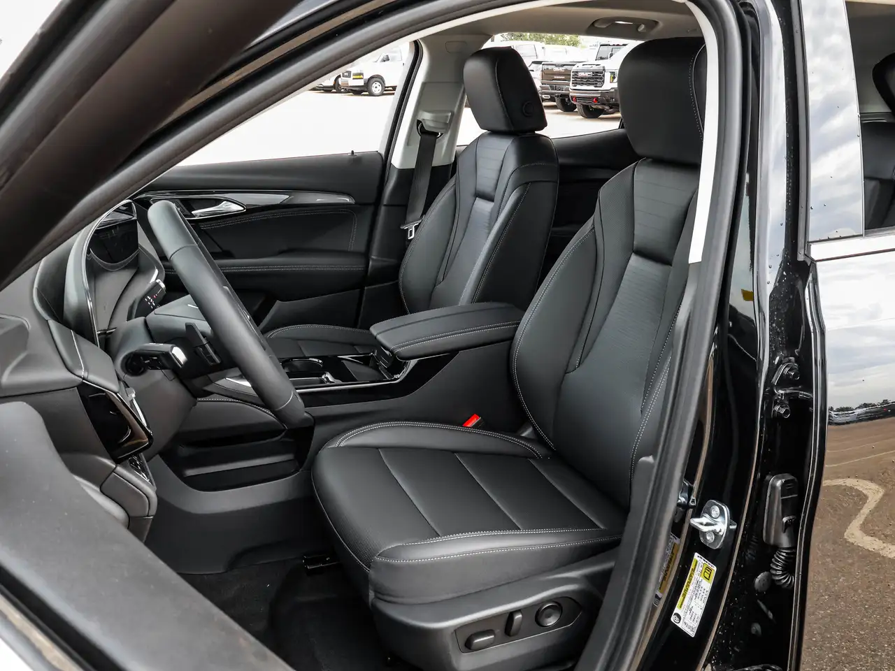 Buick Envision photo Buick Envision