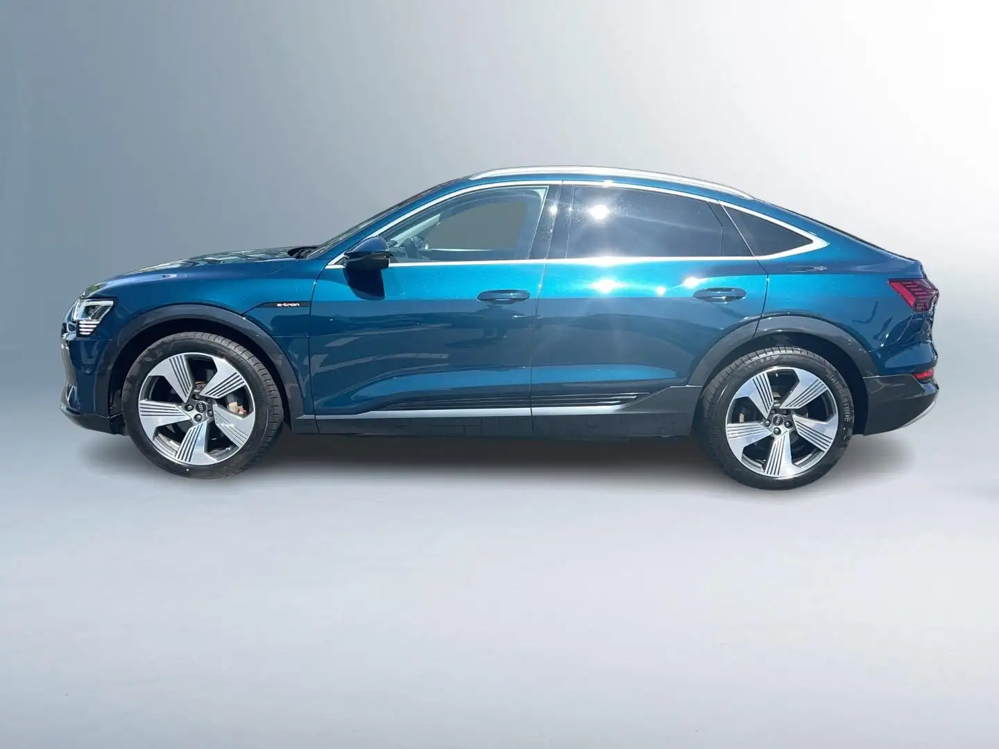 Audi e-tron Sportback advanced MATRIX|AHK|HUD|360°|ACC Blau - 2