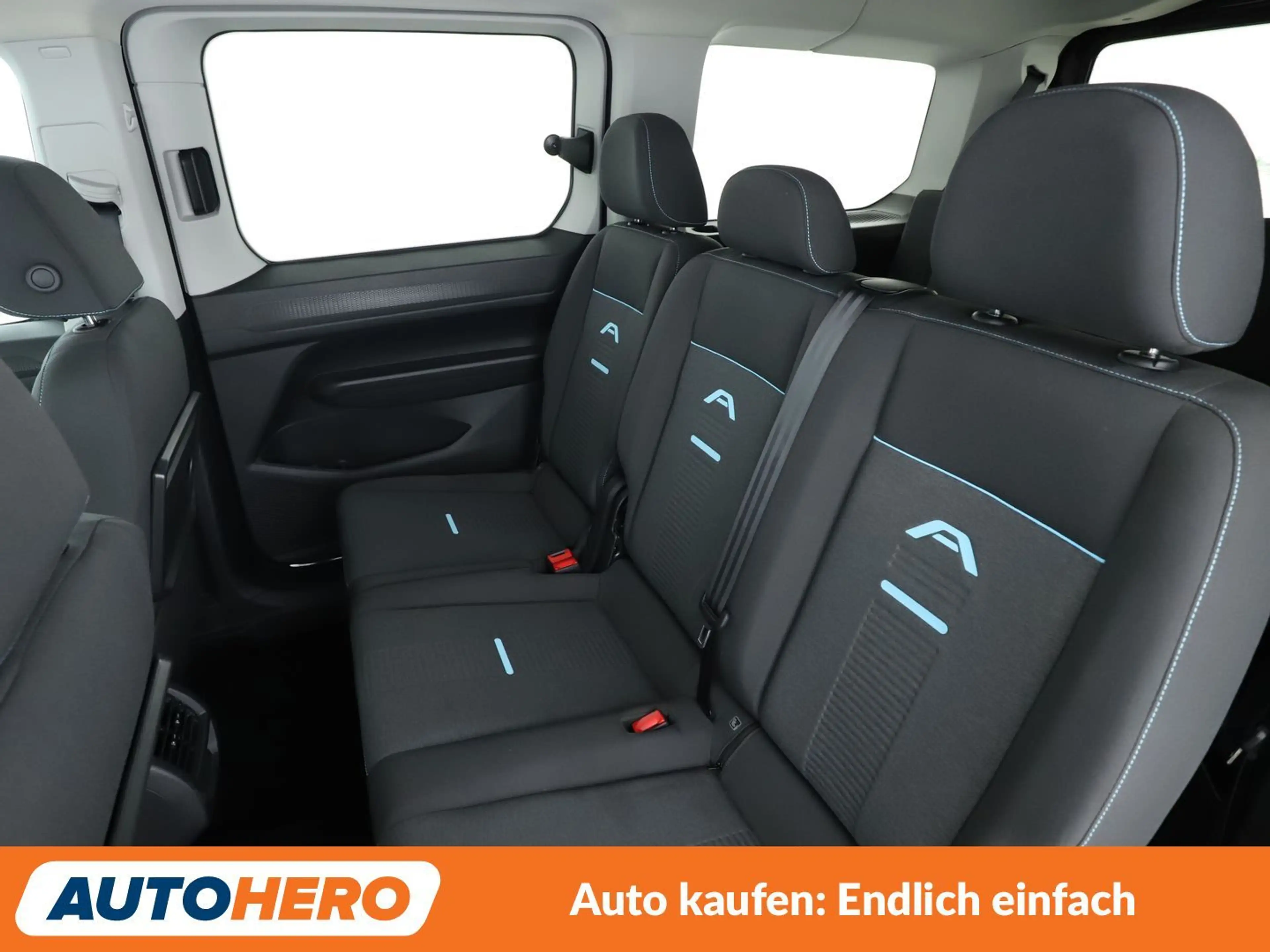 Ford Grand Tourneo 1.5 EcoBoost Plug-in Hybrid Active Aut.*NAVI*VC* — photo 14