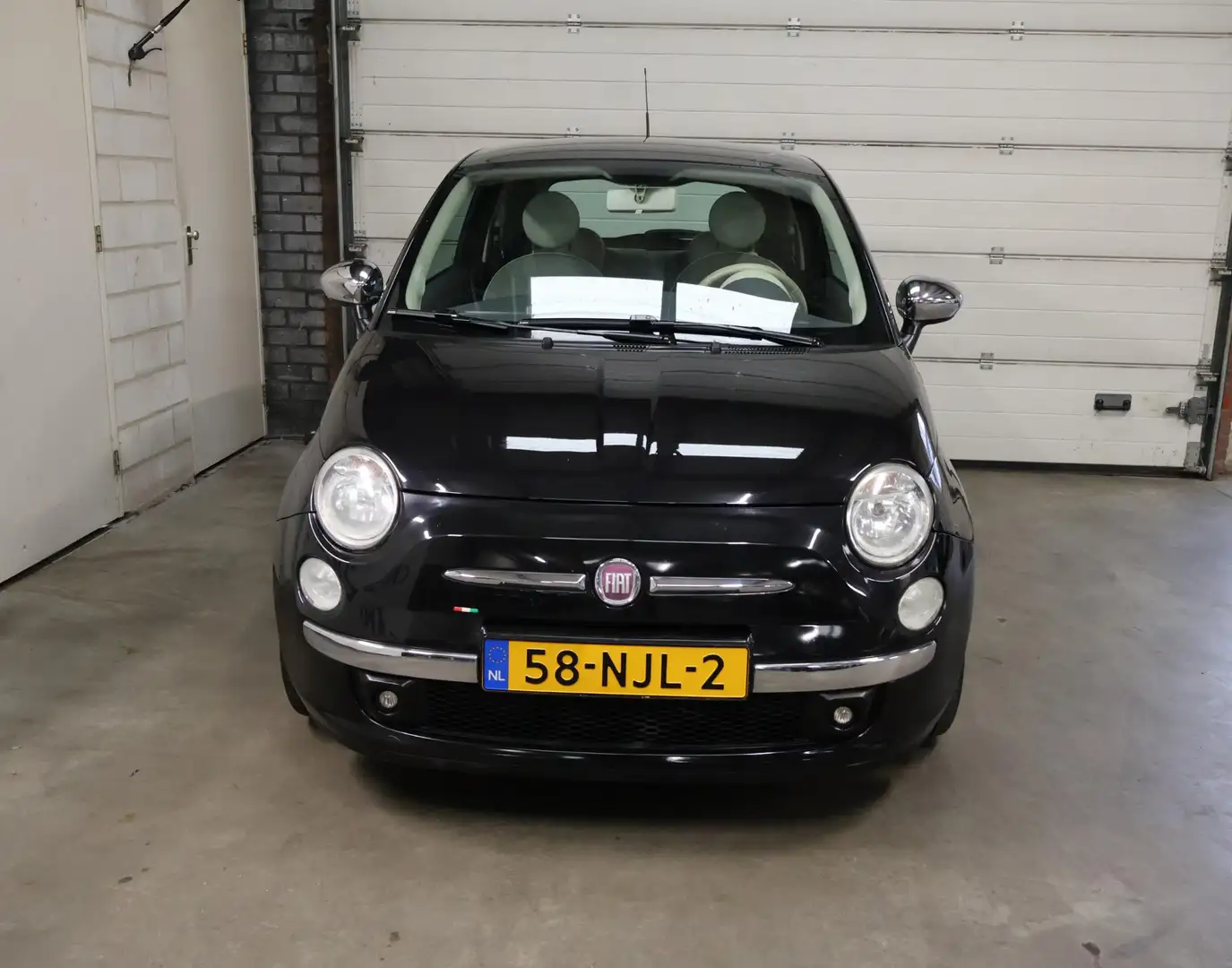 Fiat 500 0.9 TwinAir Lounge Pano 2e eigenaar NAP Airco 09-2 Zwart - 2