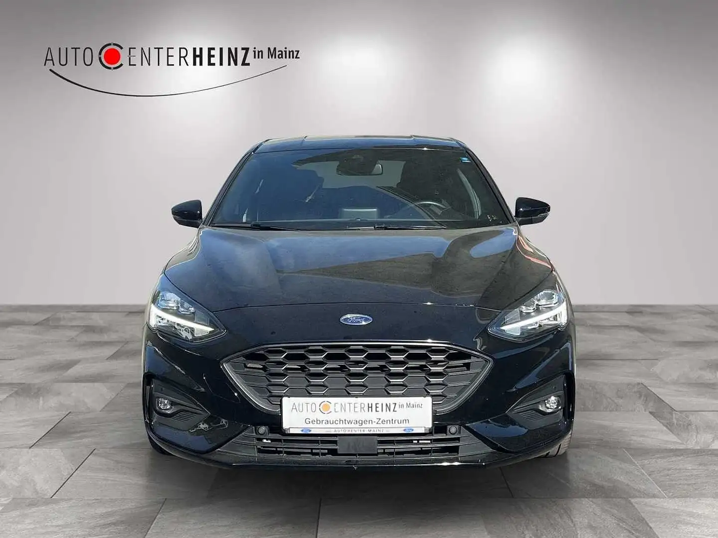 Ford Focus ST-Line X Schwarz - 2