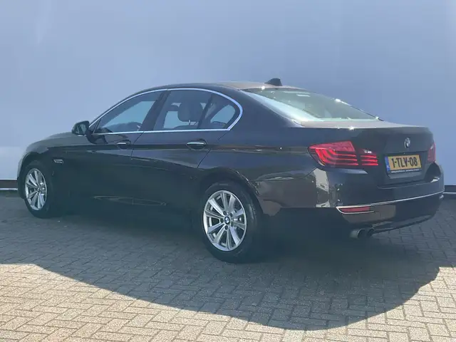 BMW 5 Series view 2