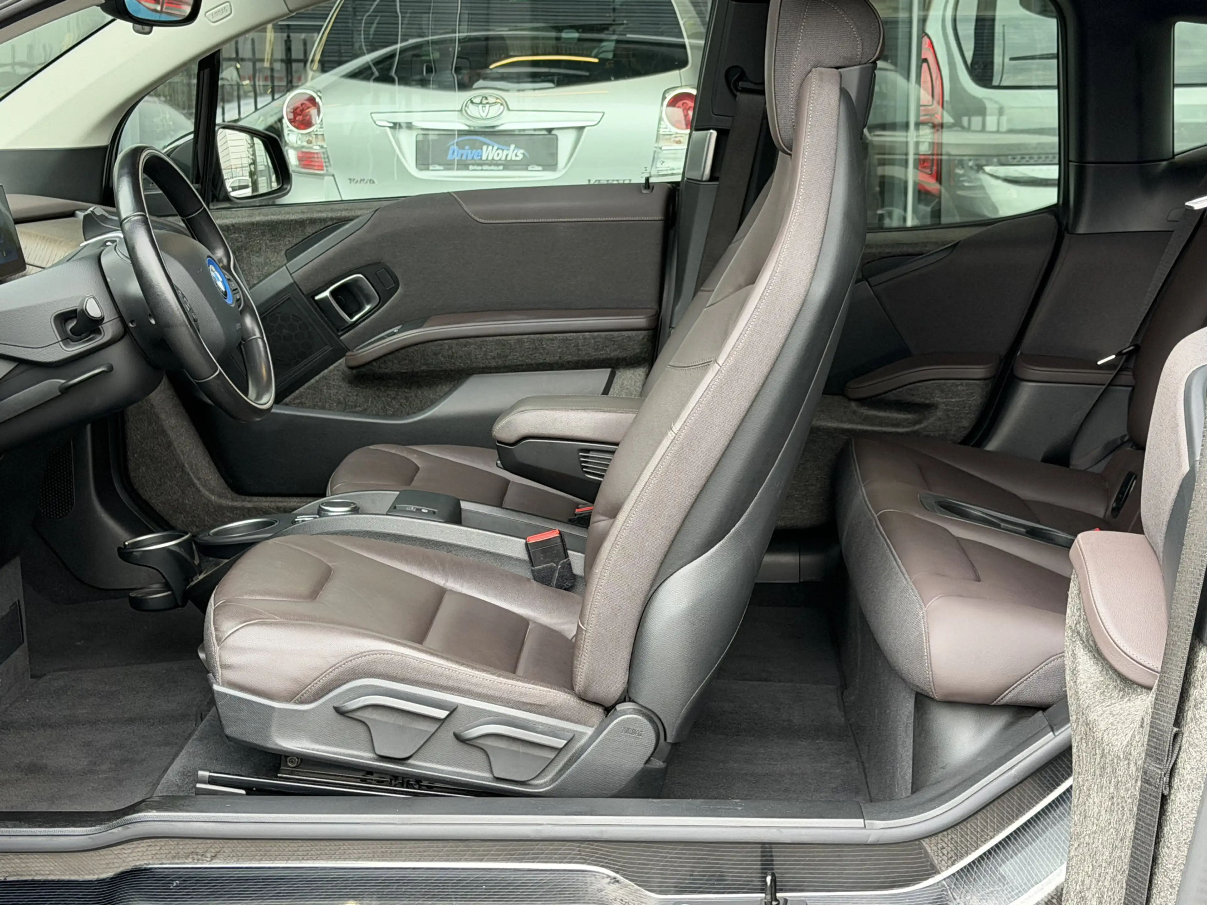BMW i3 Executive Edition 120Ah 42 kWh | PANO | LEER | Ada — photo 6