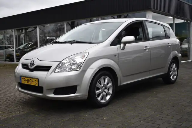 Toyota Verso 1.6 VVT-i Terra AIRCO CRUISE