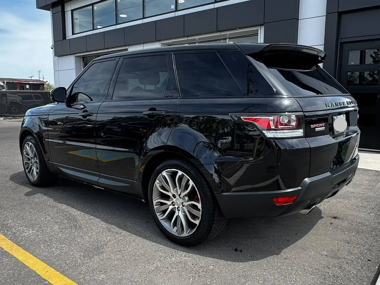 Land Rover Range Rover Sport снимка Land Rover Range Rover Sport