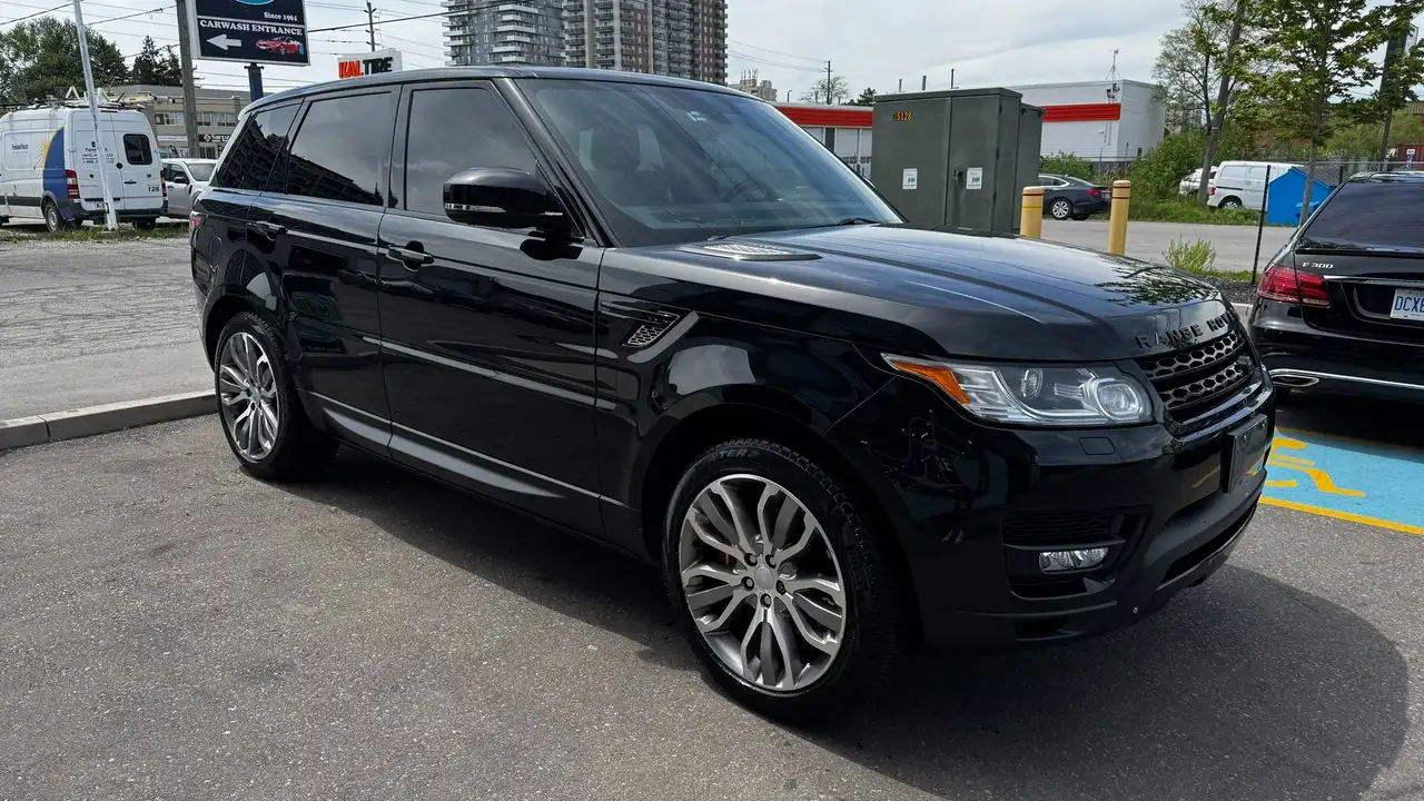 Land Rover Range Rover Sport снимка Land Rover Range Rover Sport