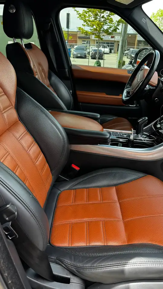 Land Rover Range Rover Sport снимка Land Rover Range Rover Sport