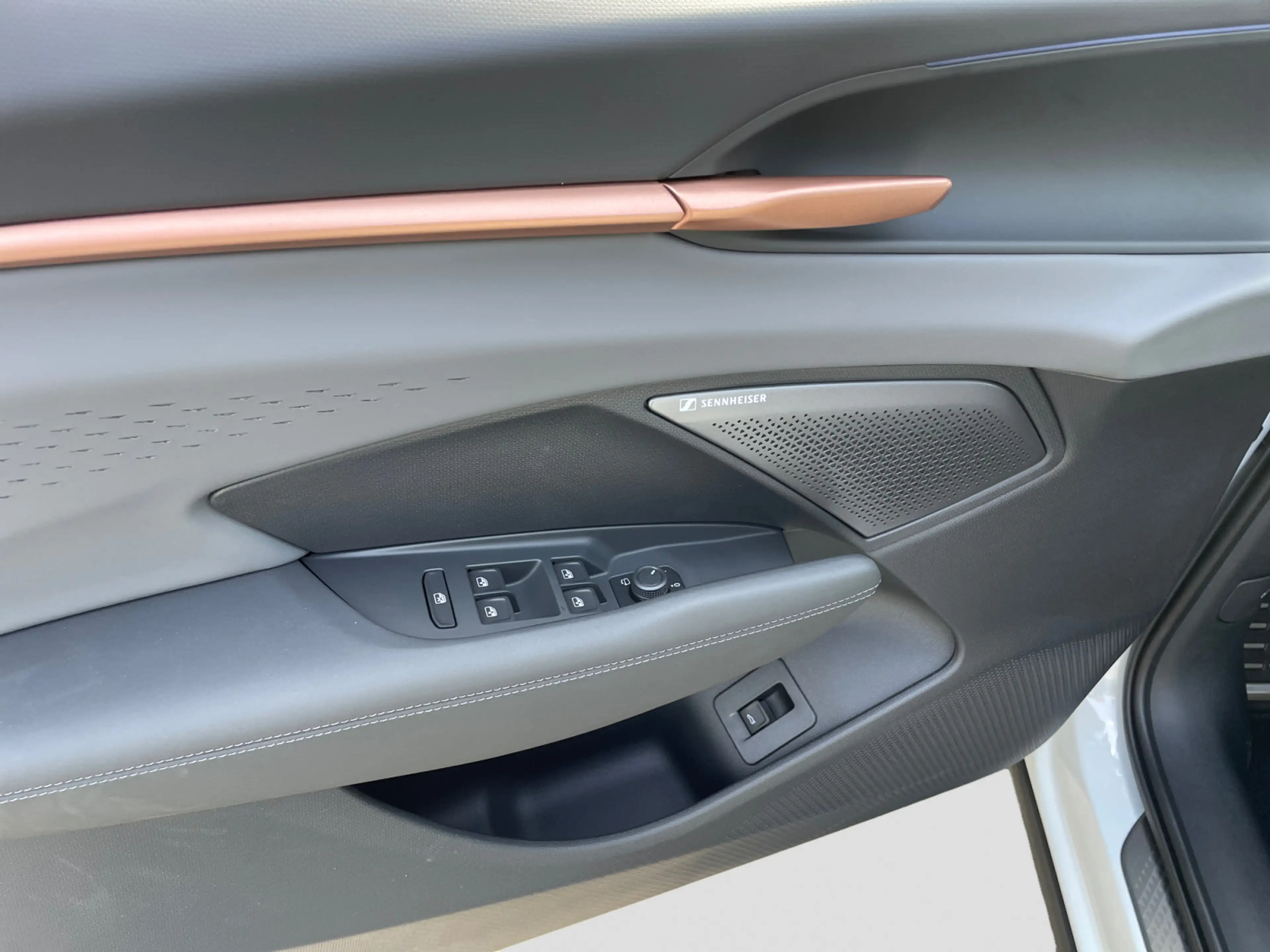 CUPRA Terramar VZ 2.0 TSI 265 PS Virtual Cockpit / AHK — photo 14