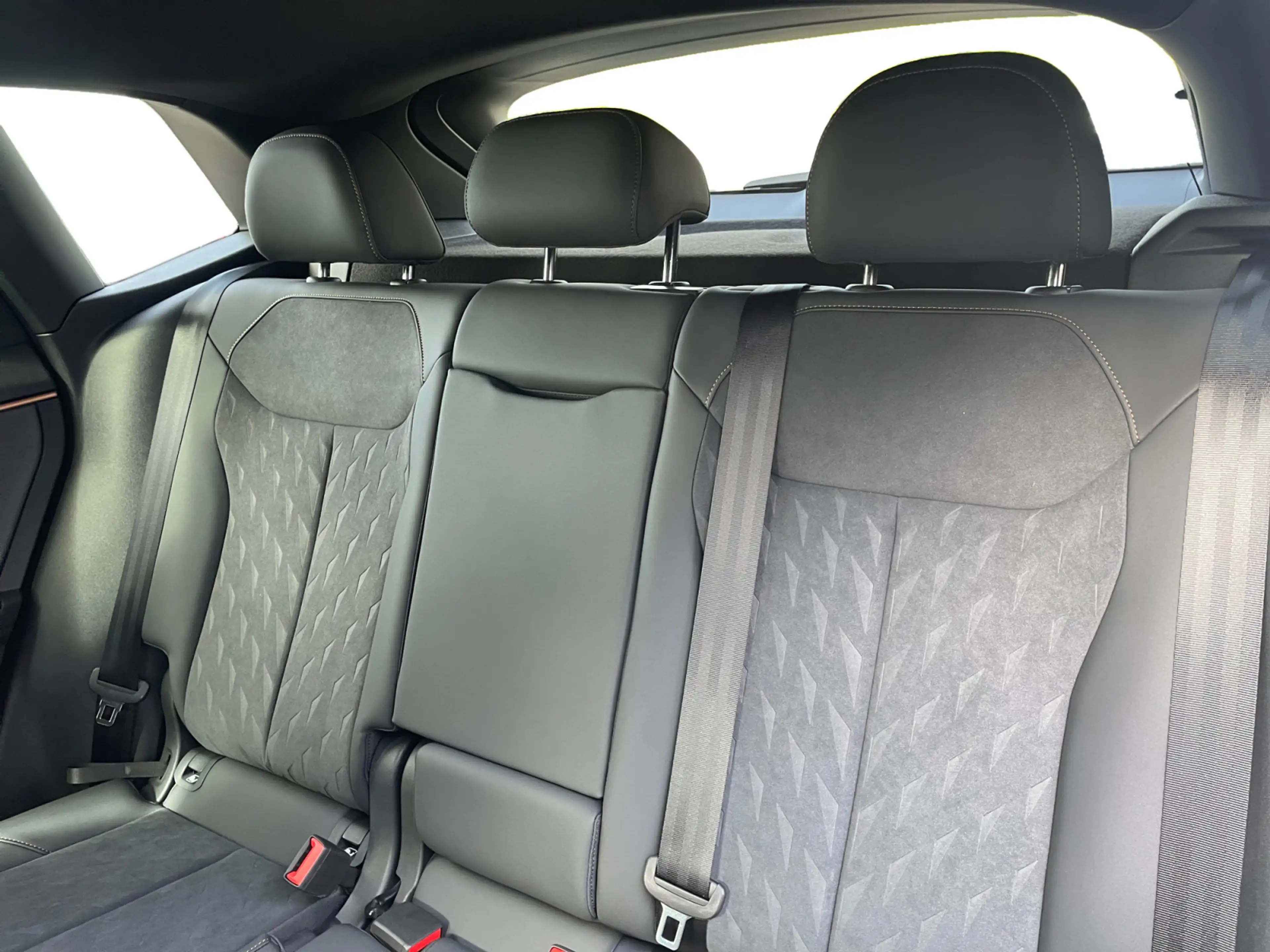 CUPRA Terramar VZ 2.0 TSI 265 PS Virtual Cockpit / AHK — photo 11