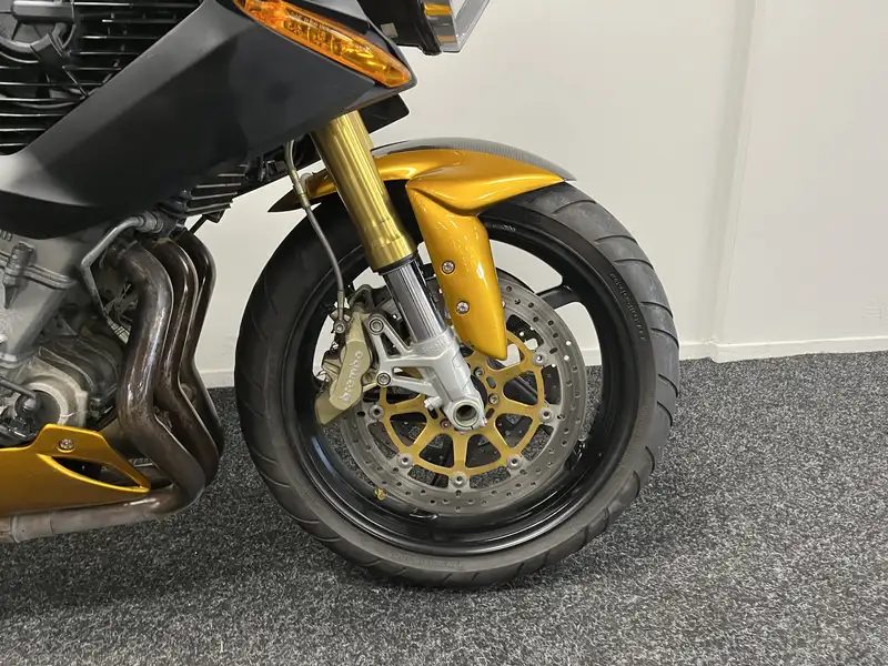 Benelli TNT 1130 - foto 6