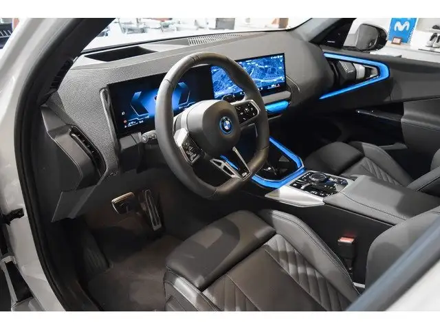 BMW X3 view 3