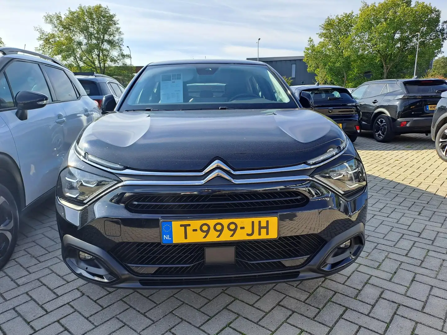 Citroen E-C4 Electric Feel Pack 50 kWh | Camera | Winterpakket | Apple C Zwart - 2