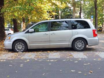 Voyager V 2.8L Gold 163cv auto