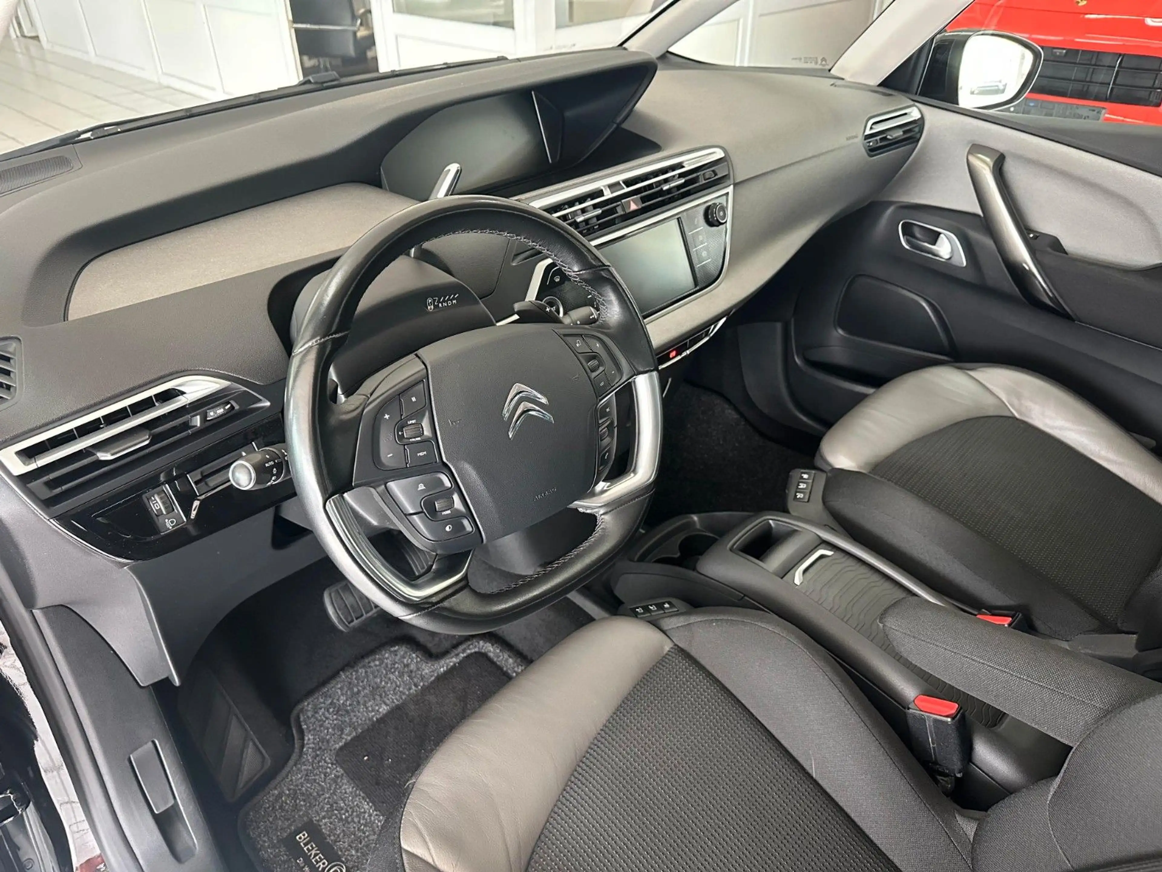 Citroen Grand C4 Picasso Grand C4 Shine Pack*ACC*PDC*LKA*7-Sitzer*SHZ*DAB — photo 9